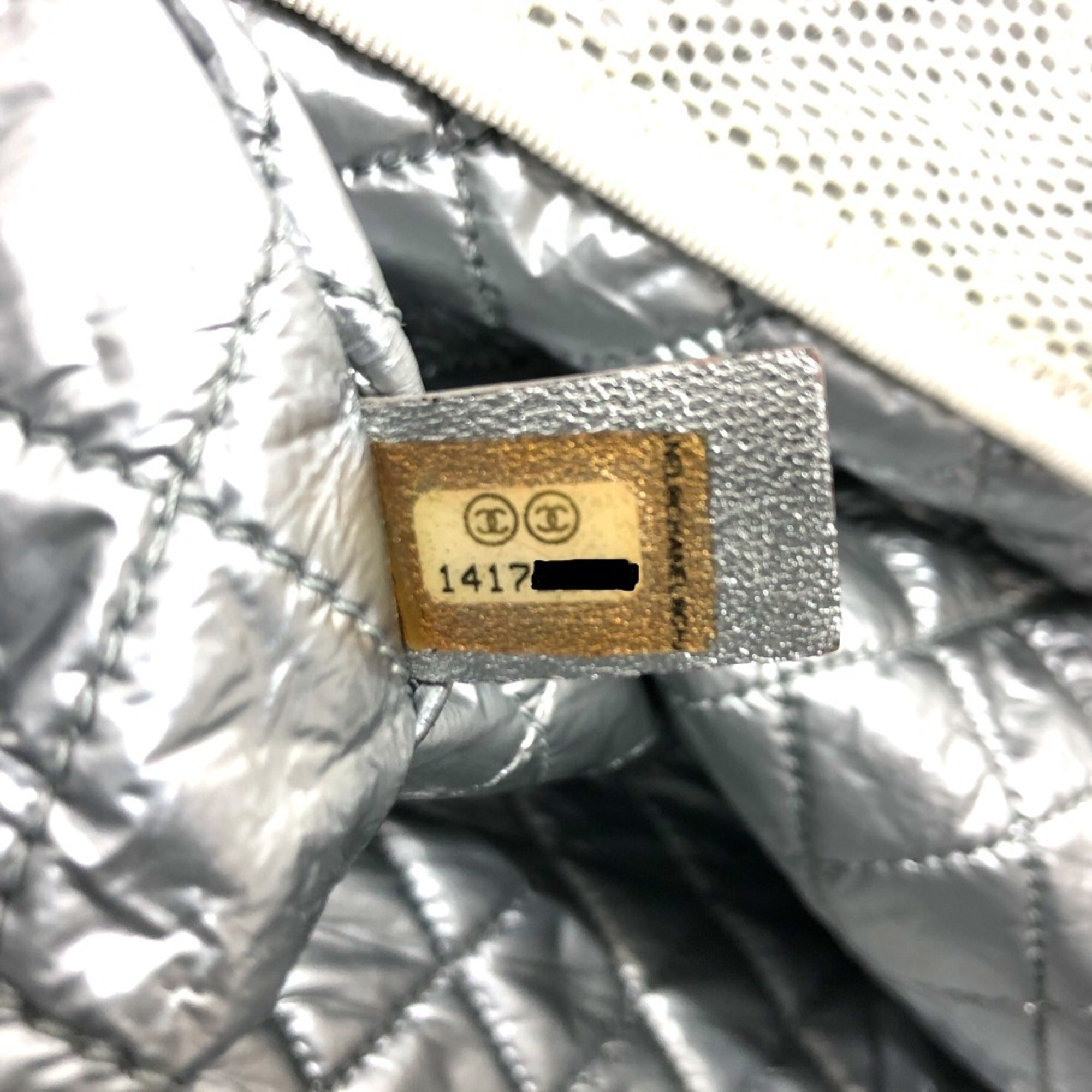 Chanel Black White Canvas Shoulder Bag (Pre-Owned)