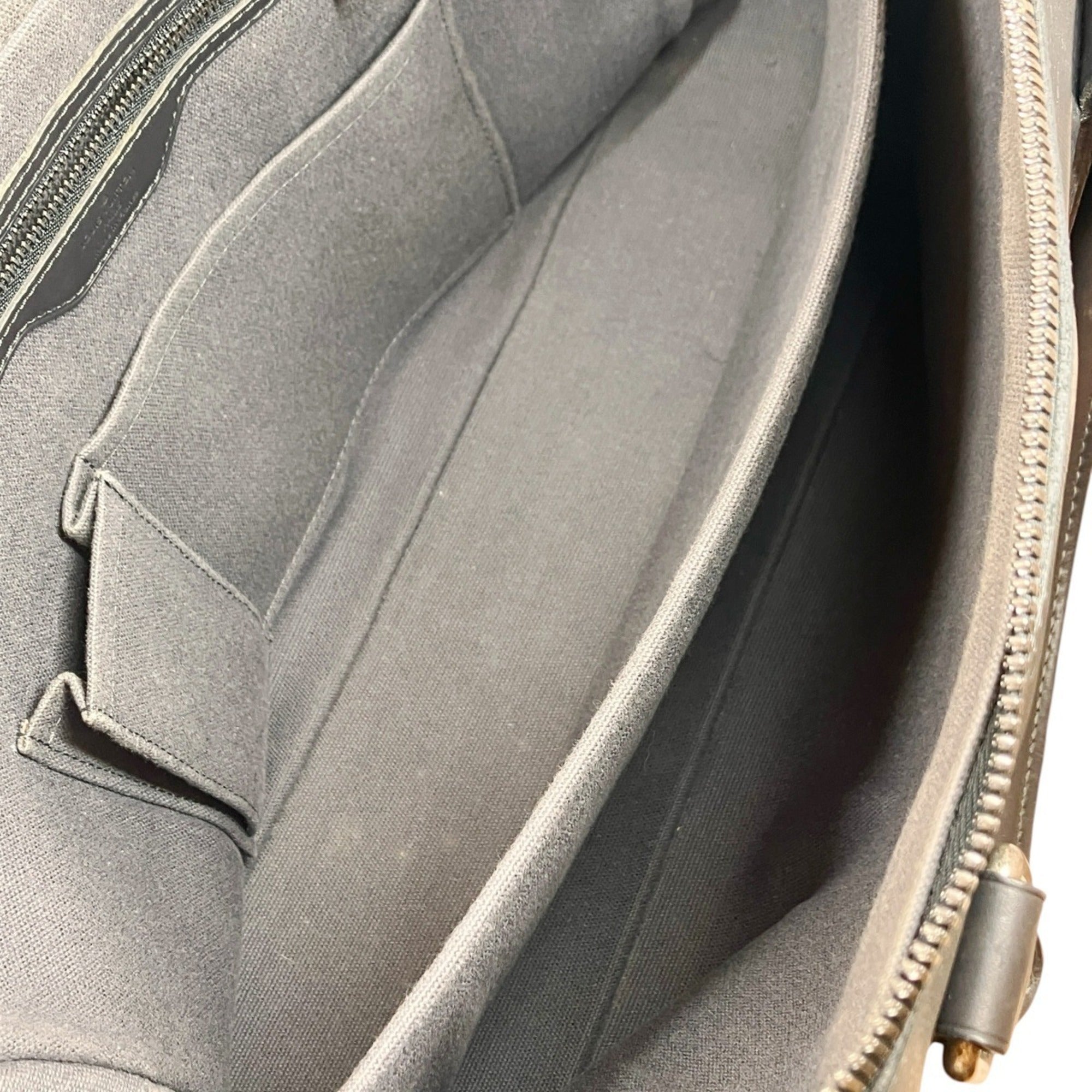 Louis Vuitton Black Utah Leather Briefcase (Pre-Owned)