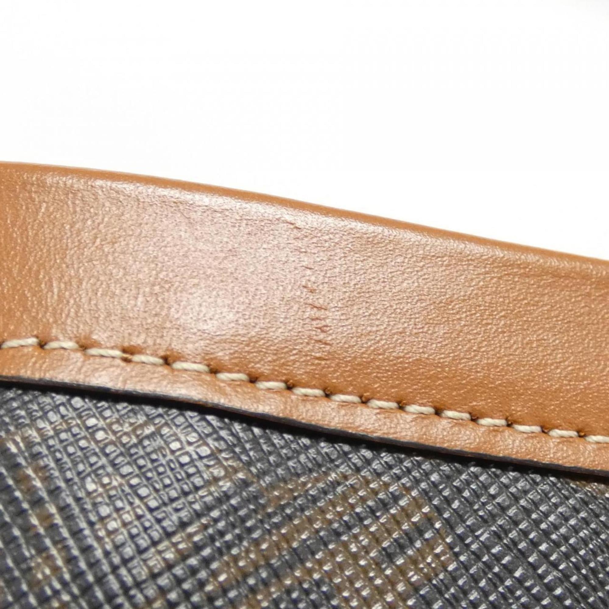 Celine Leather Shoulder Bag (Pre-Owned)