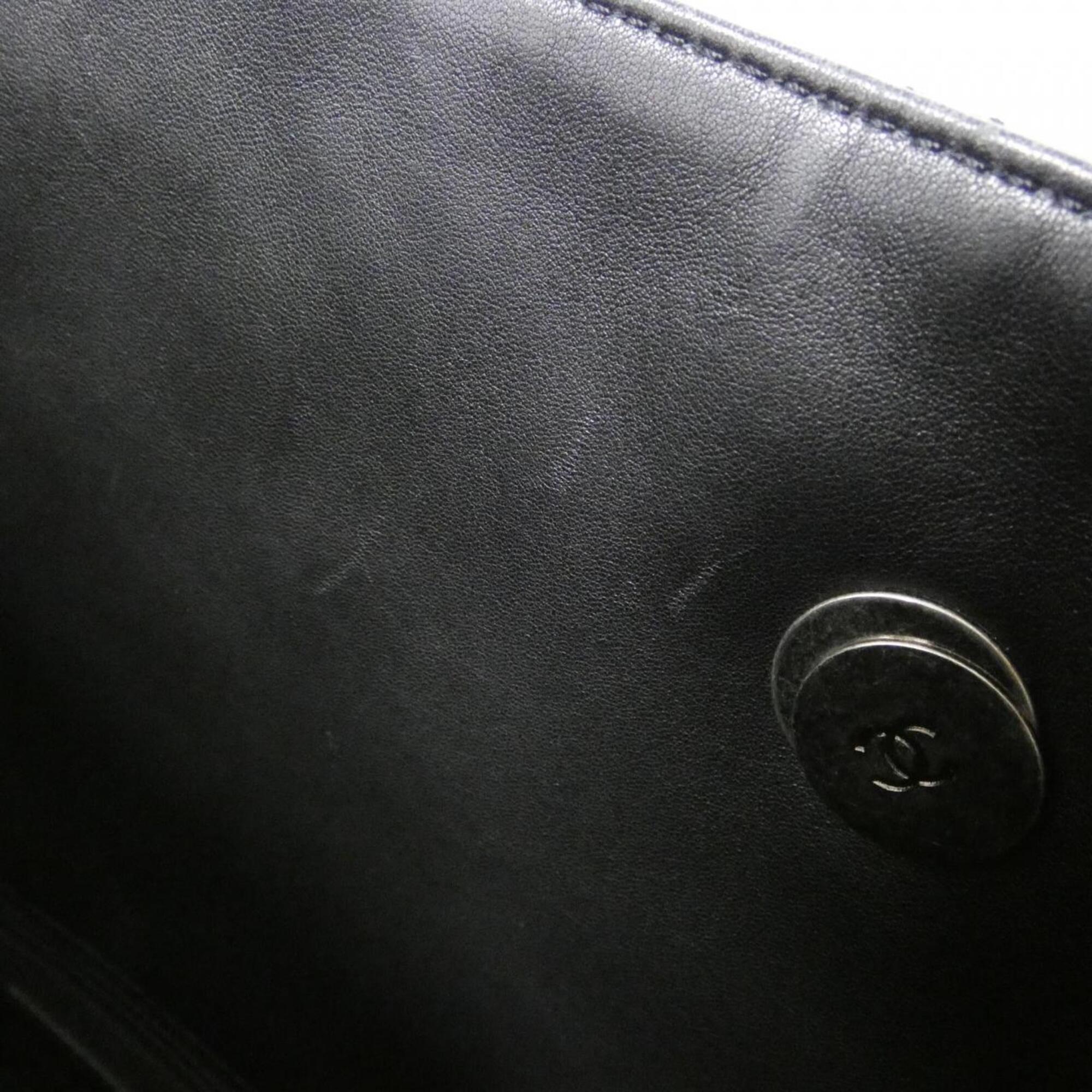 Chanel Black Leather Handbag (Pre-Owned)