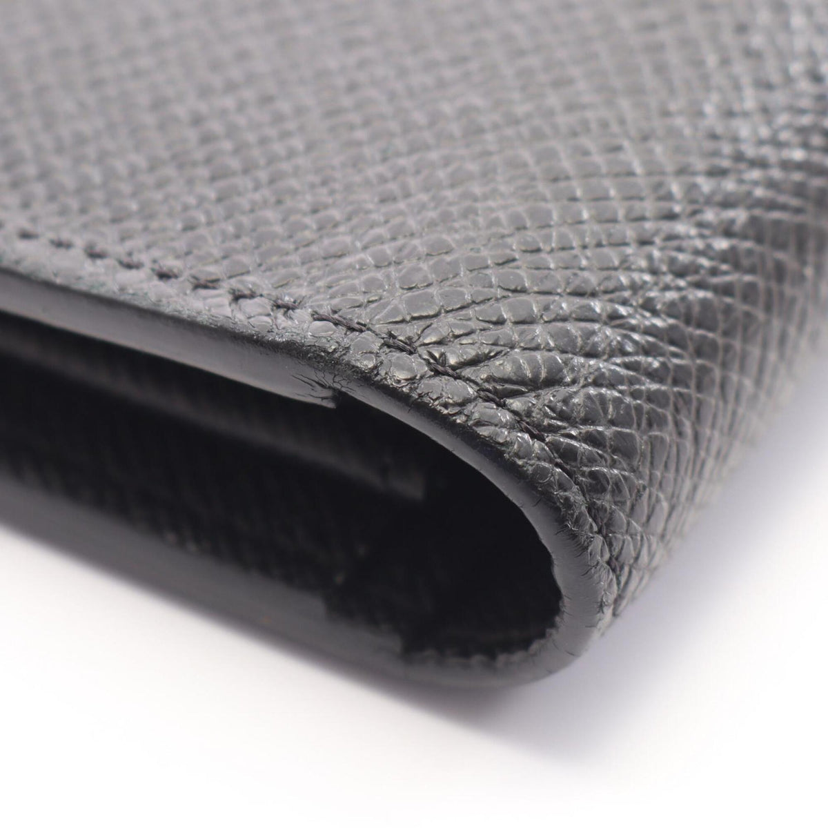 Louis Vuitton Black Leather Long Wallet (Bi-Fold) (Pre-Owned)