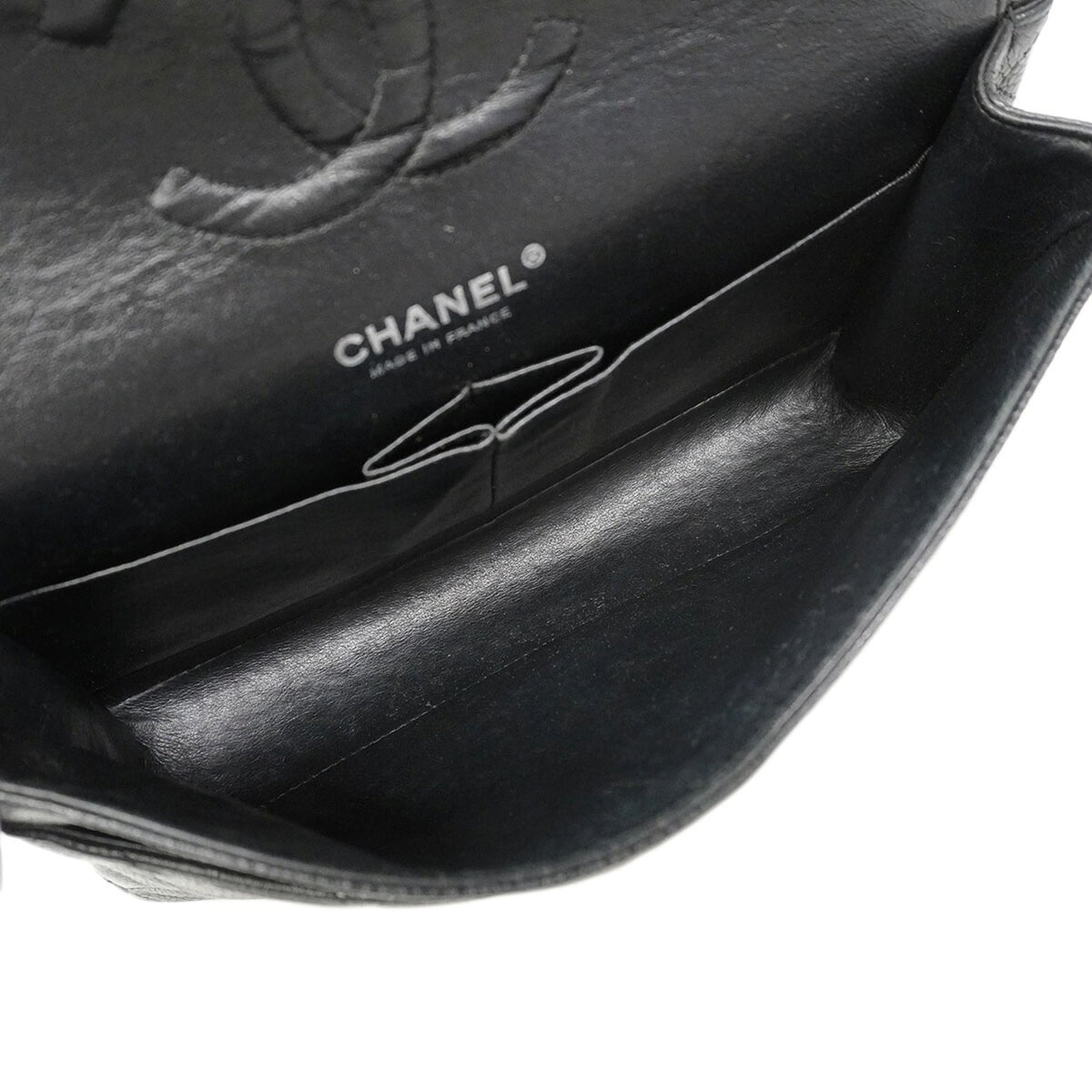 Chanel Black Grained Calfskin Shoulder Bag (Pre-Owned)