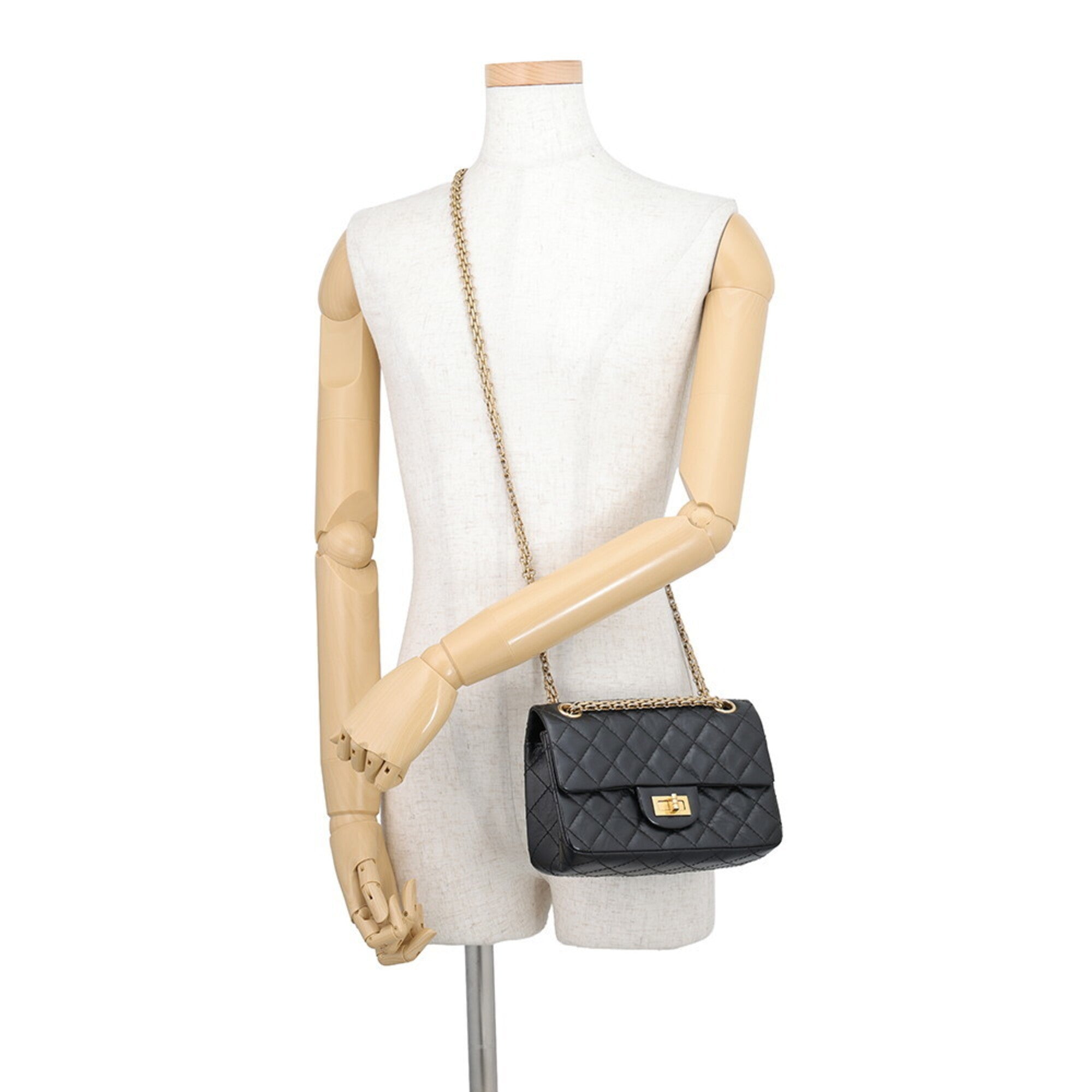 Chanel Matelasse Black Leather Handbag Shoulder Bag (Pre-Owned)