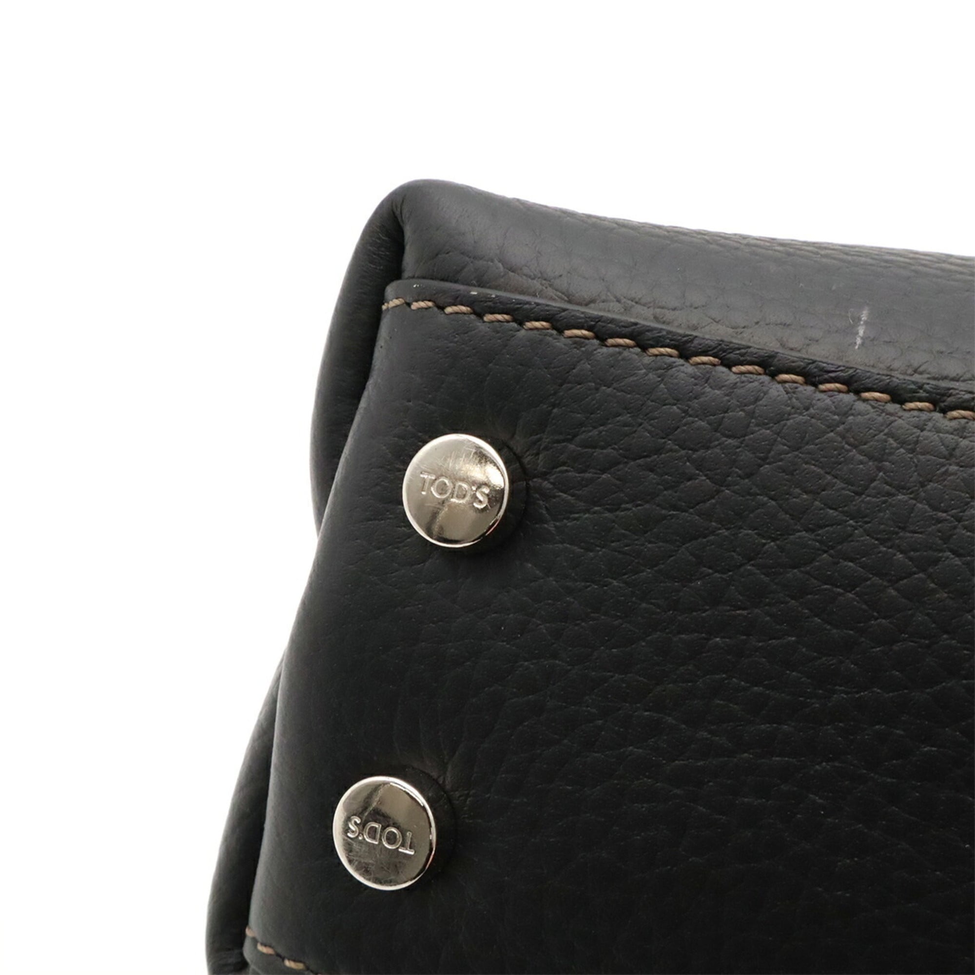 Tod's Black Leather Handbag Shoulder Bag (Pre-Owned)