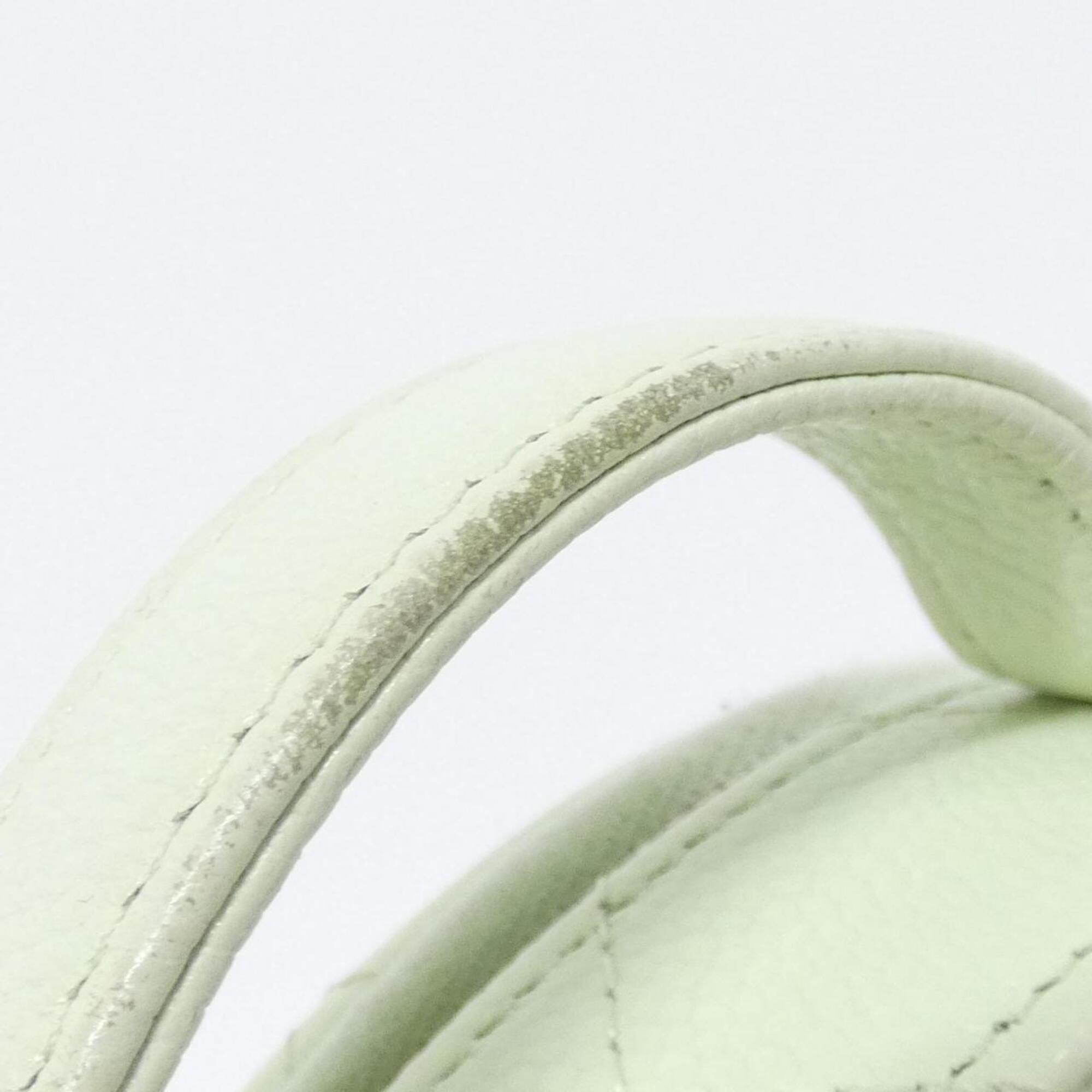 Chanel Light Green Grained Calfskin Shoulder Bag (Pre-Owned)