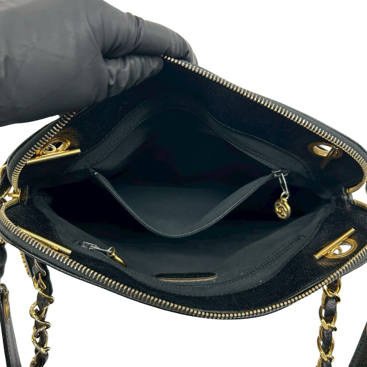 Chanel Black Grained Calfskin Shoulder Bag Tote Bag (Pre-Owned)
