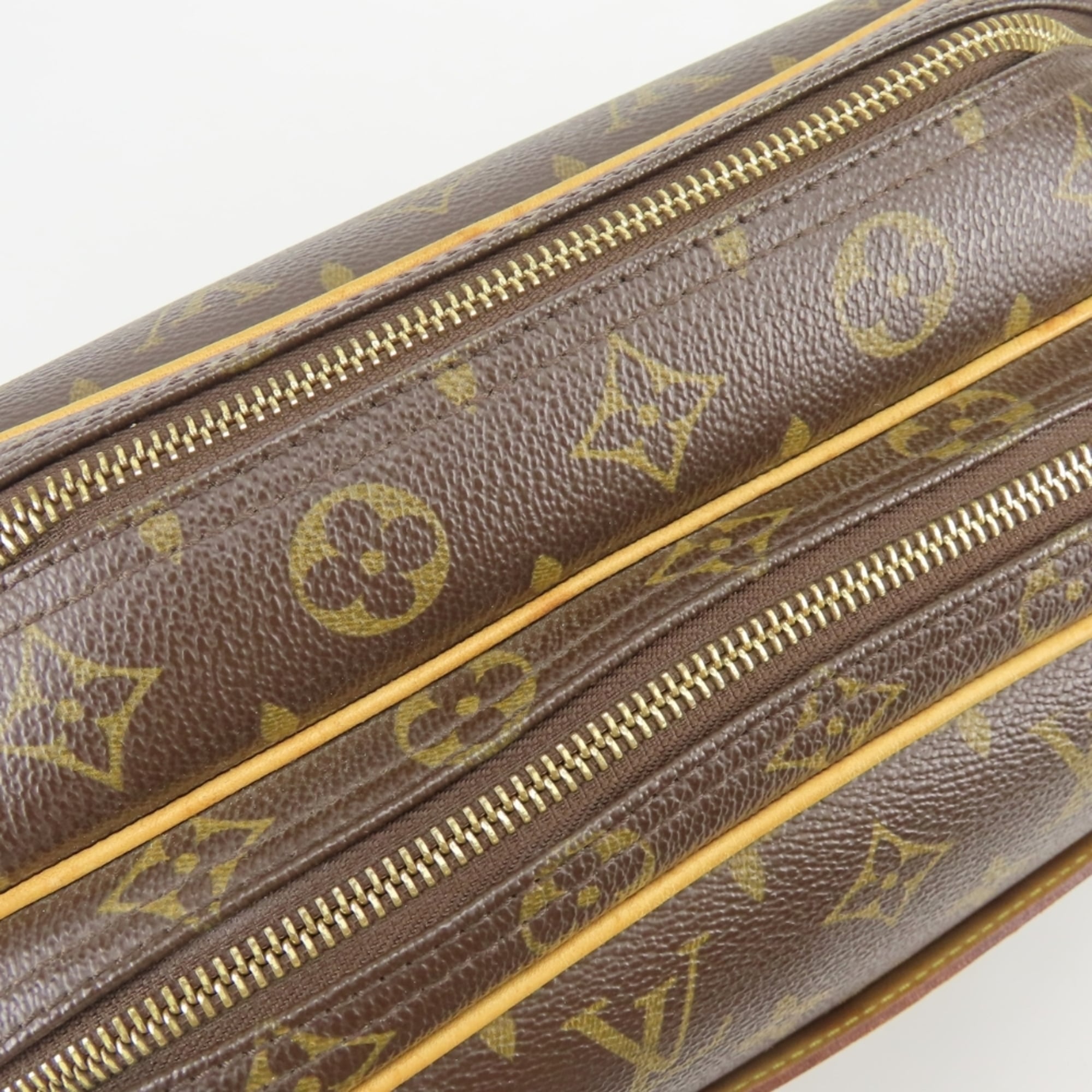 Louis Vuitton Brown Monogram Leather Shoulder Bag (Pre-Owned)