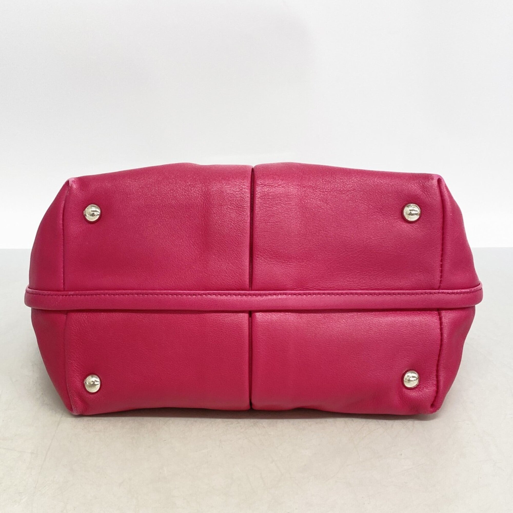 Salvatore Ferragamo Pink Leather Handbag (Pre-Owned)