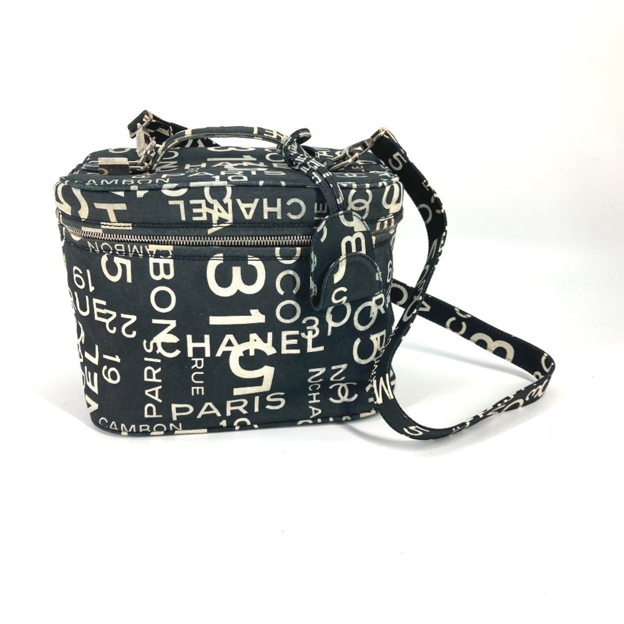 Chanel Black White Canvas Beach Bag Handbag Shoulder Bag Vanity Bag (Pre-Owned)