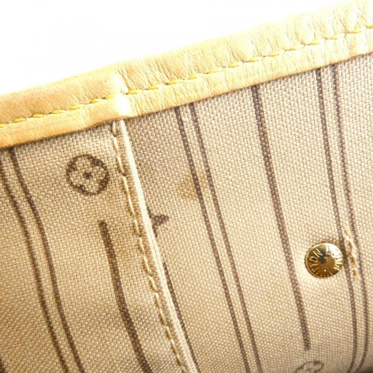 Louis Vuitton Marron Monogram Coated Canvas Handbag (Pre-Owned)