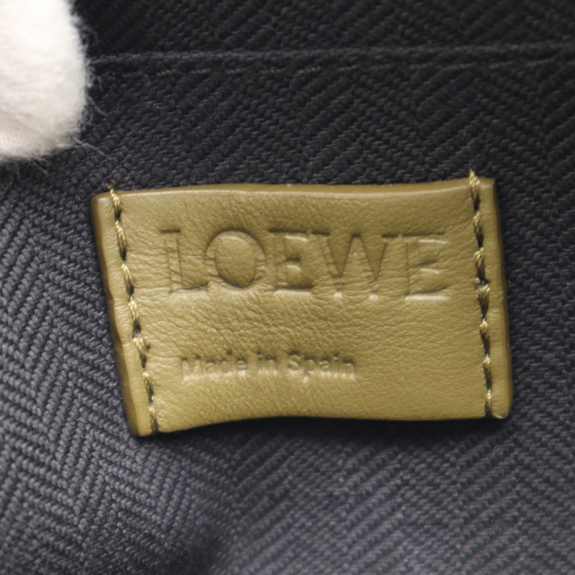 Loewe Puzzle Khaki Leather Clutch Bag (Pre-Owned)