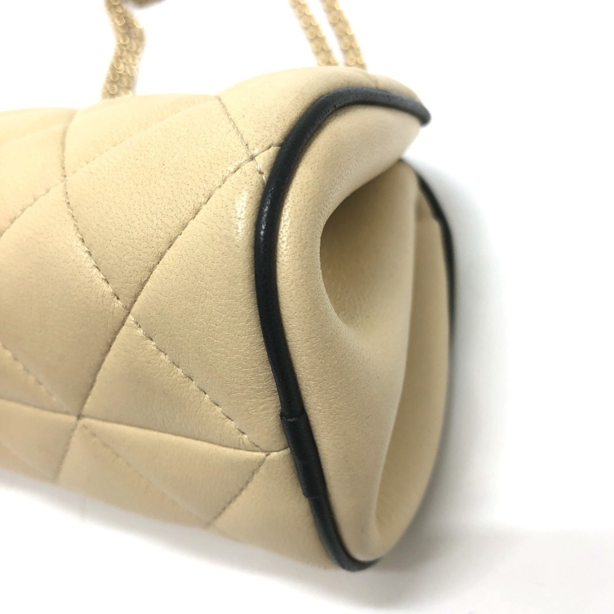 Chanel Beige Black Leather Handbag Shoulder Bag (Pre-Owned)