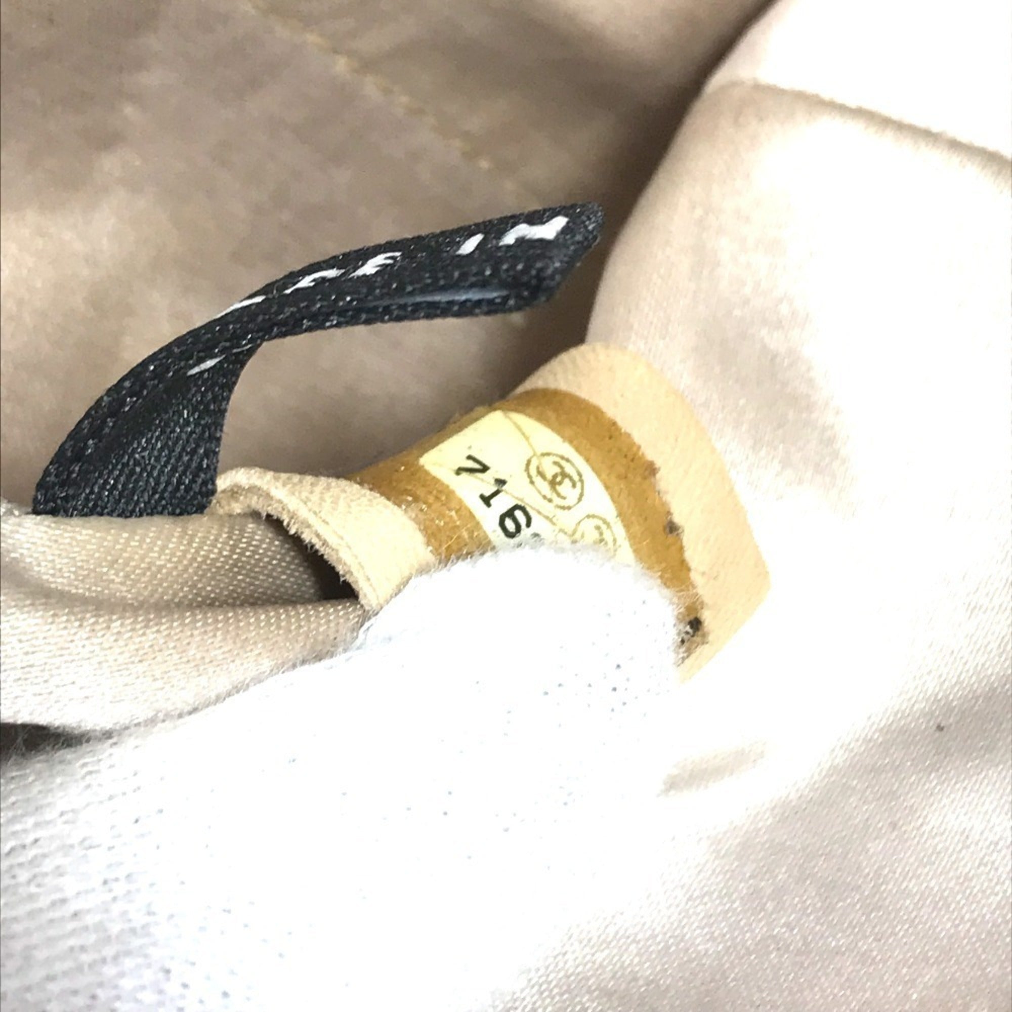 Chanel Beige New Travel Line Shoulder Bag (Pre-Owned)