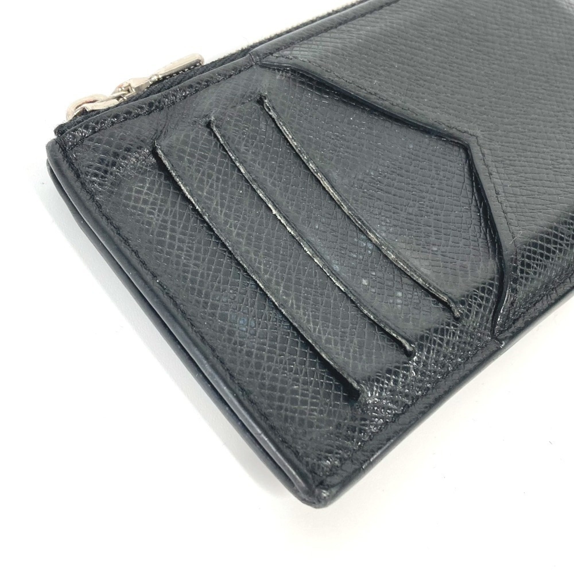 Louis Vuitton Taiga Black Taiga Leather Coin Purse/Coin Case (Pre-Owned)