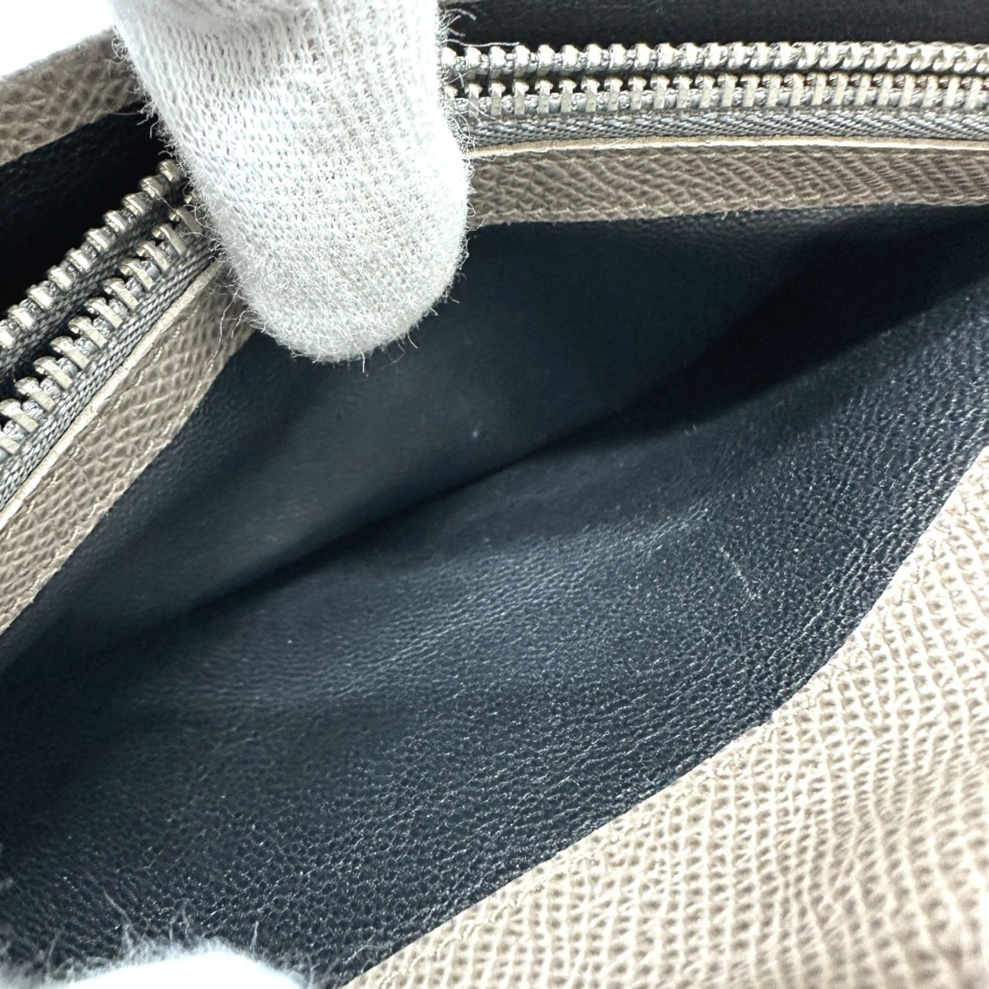 Bvlgari Gray Leather Long Wallet (Bi-Fold) (Pre-Owned)