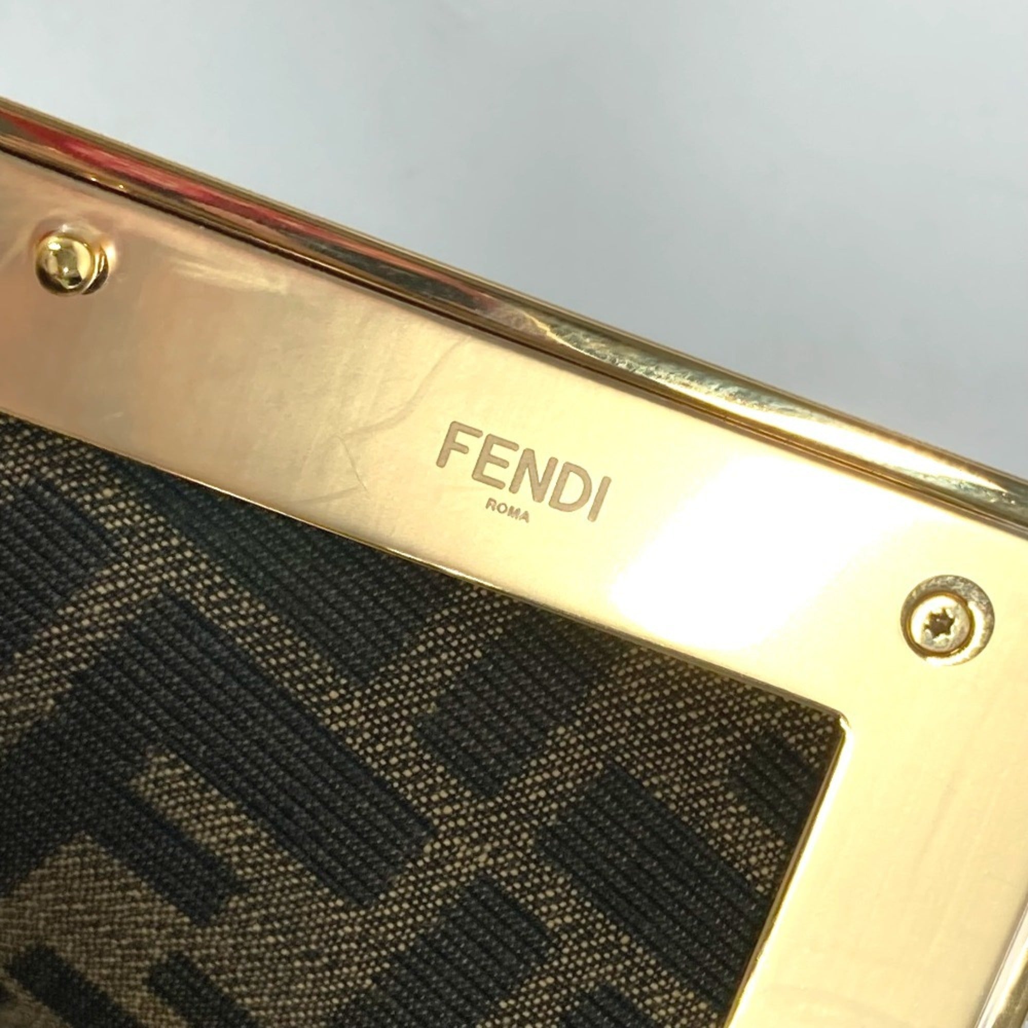 Fendi Gray White Leather Clutch Bag Pochette Shoulder Bag (Pre-Owned)