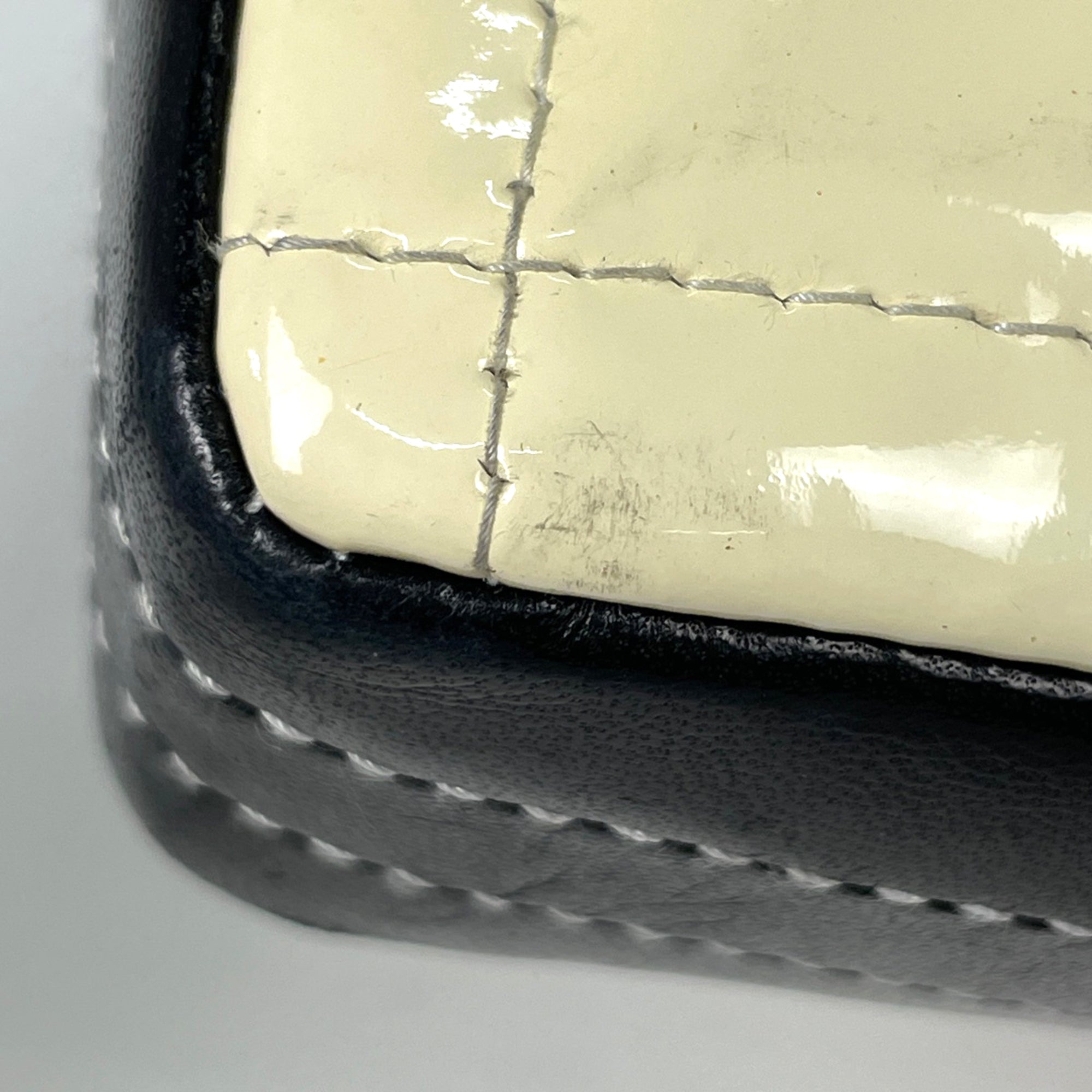 Chanel 2.55 Black White Patent Leather Leather Shoulder Bag (Pre-Owned)