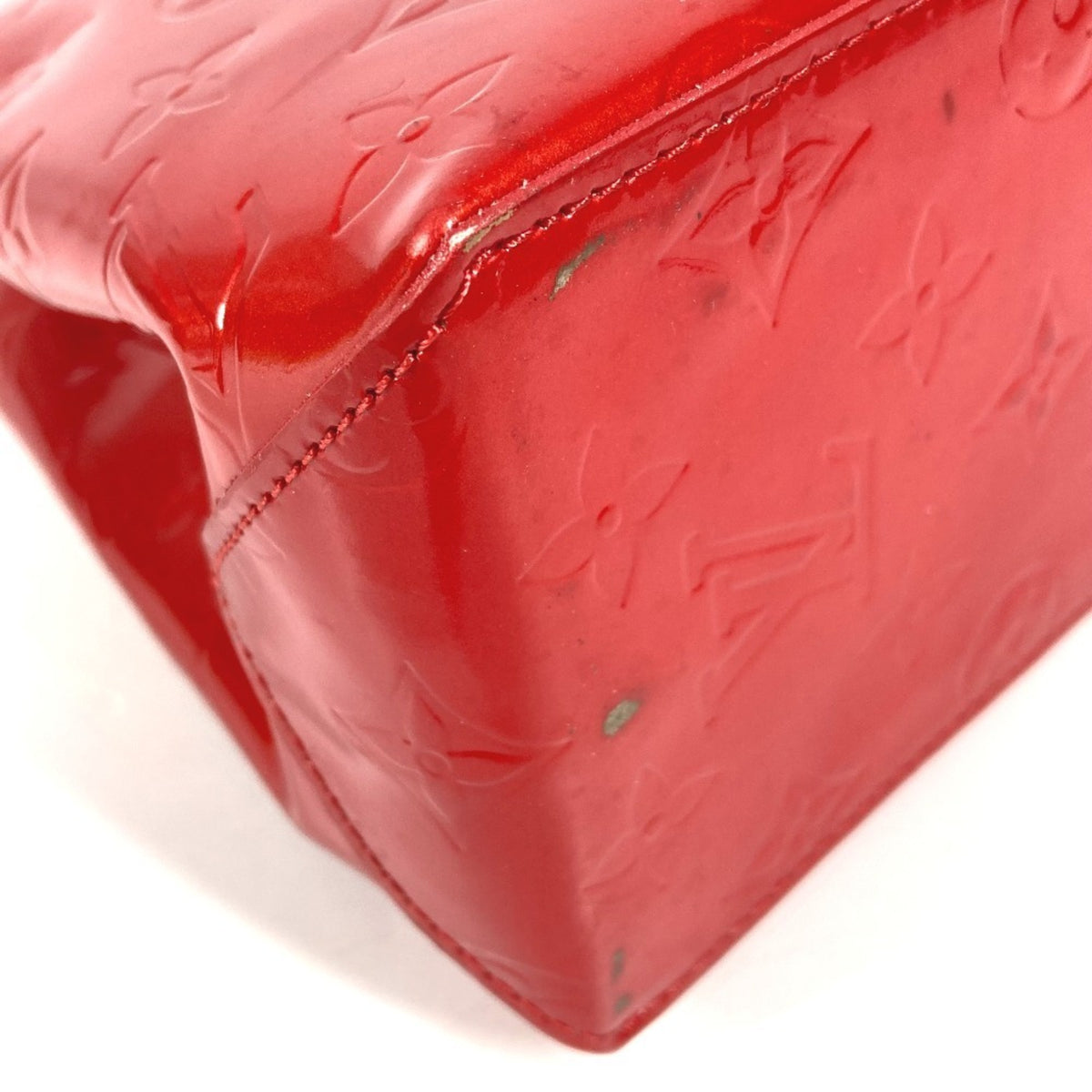 Louis Vuitton Pomme D'amour Red Color Monogram Vernis Handbag (Pre-Owned)