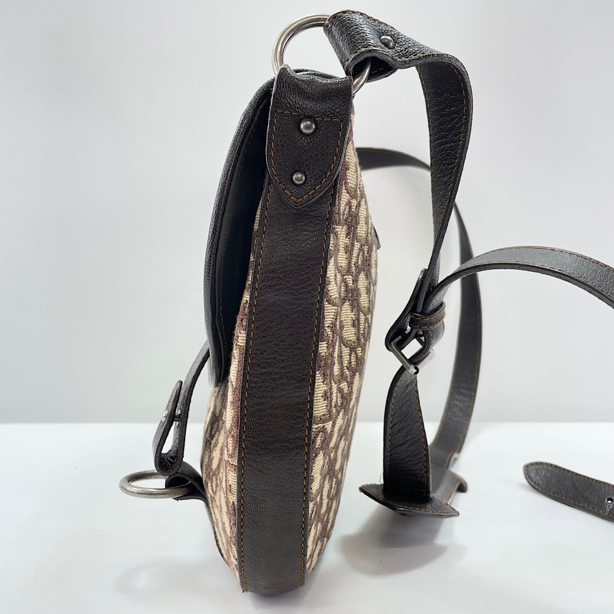 Christian Dior Brown Shoulder Bag (Pre-Owned)