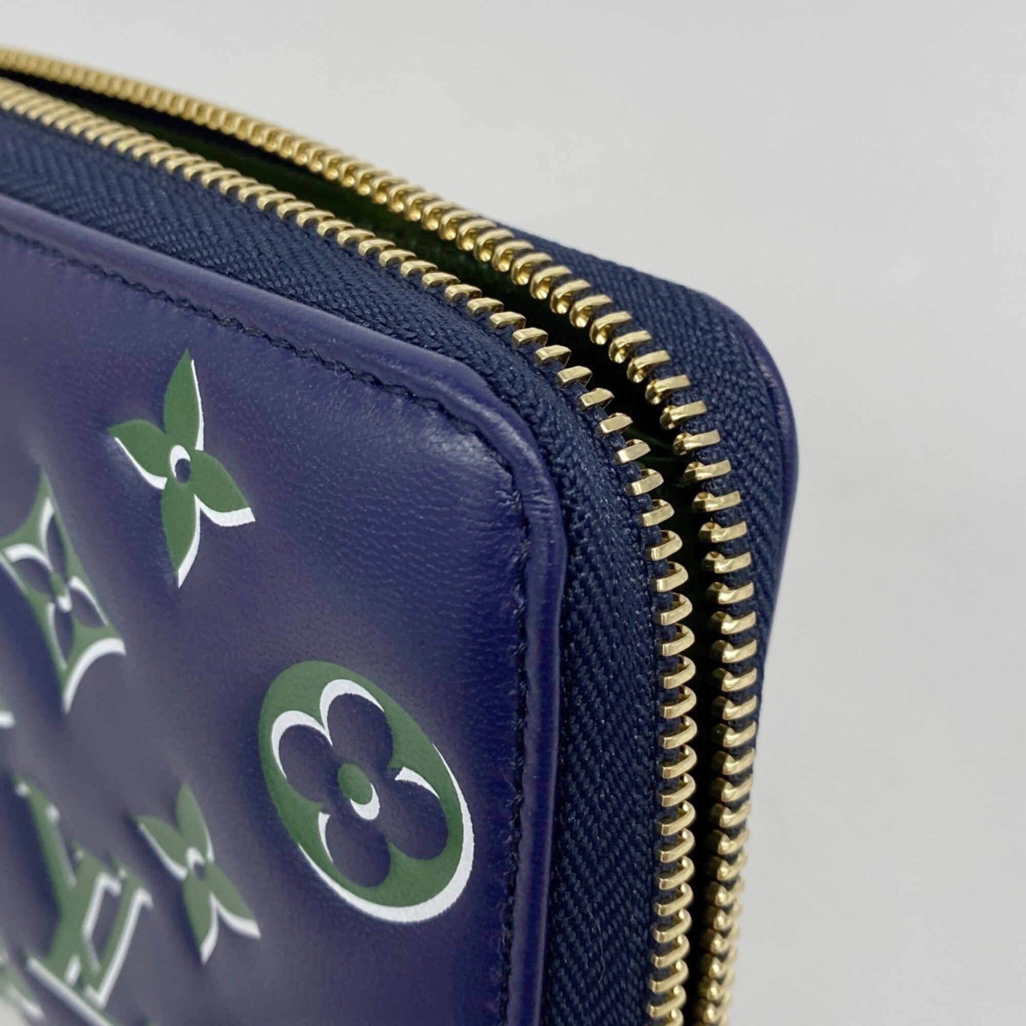 Louis Vuitton Green Navy Long Wallet (Bi-Fold) (Pre-Owned)