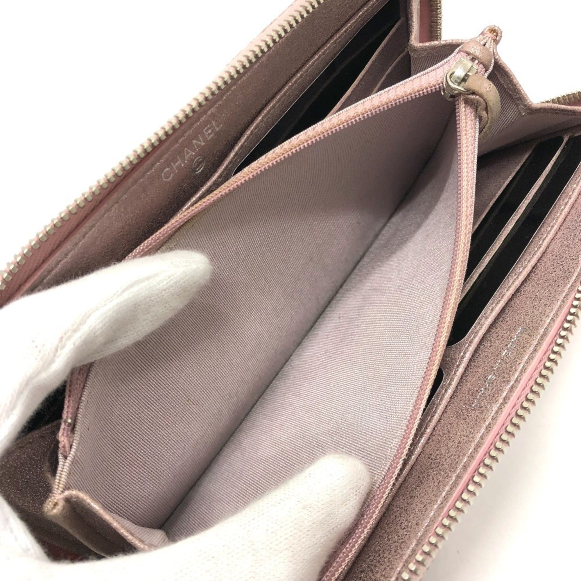 Chanel Pink Leather Long Wallet (Bi-Fold) (Pre-Owned)