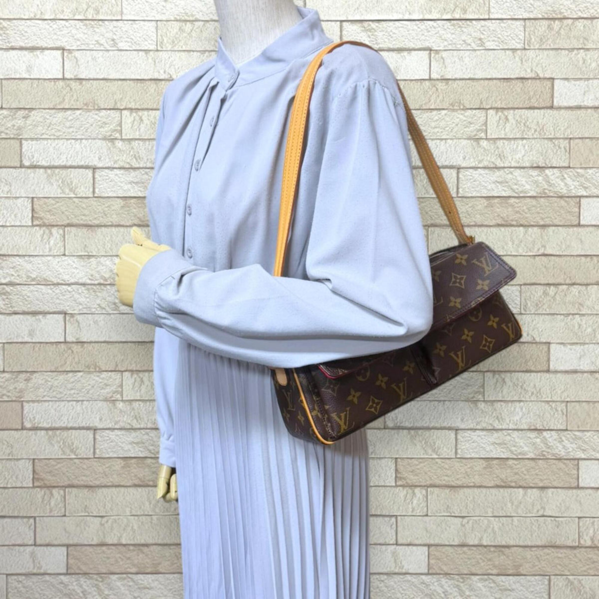 Louis Vuitton Monogram Brown Monogram Handbag Shoulder Bag (Pre-Owned)