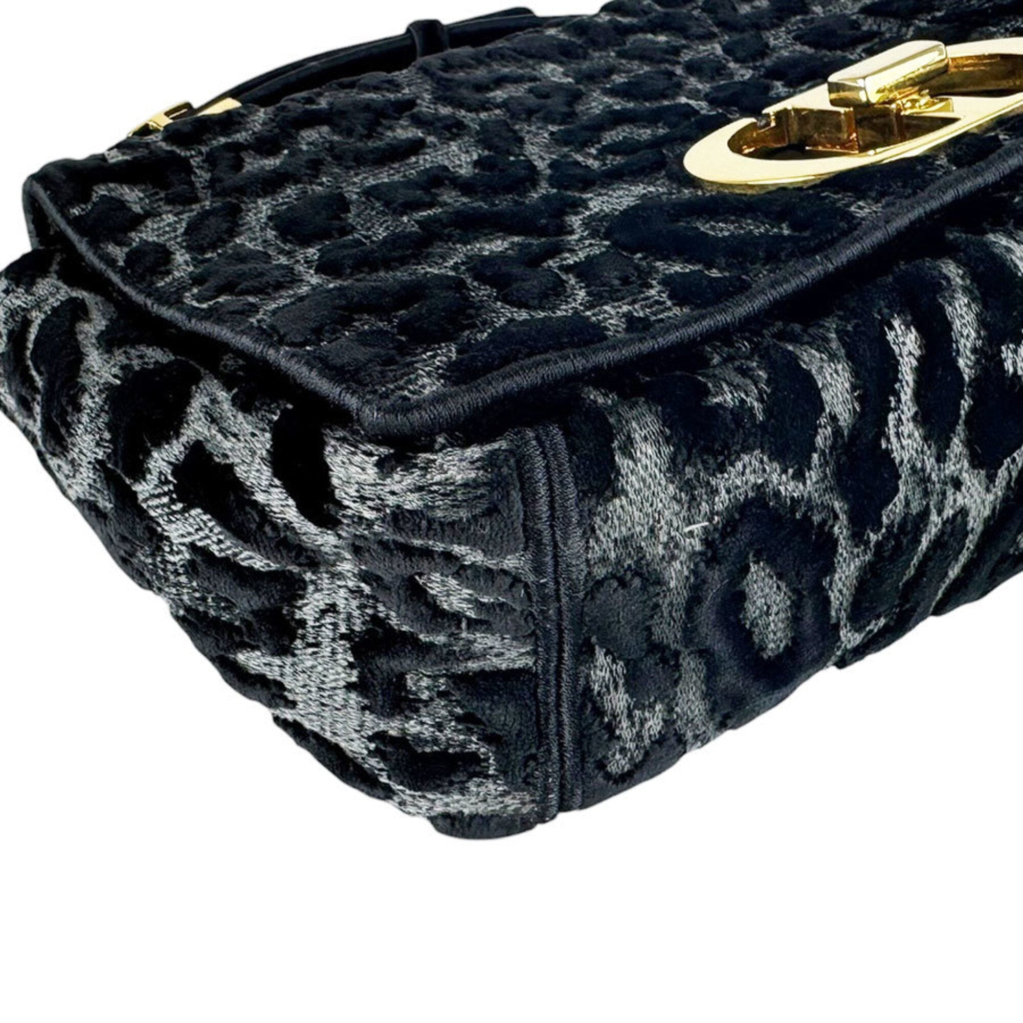 Christian Dior Black Velvet Shoulder Bag (Pre-Owned)