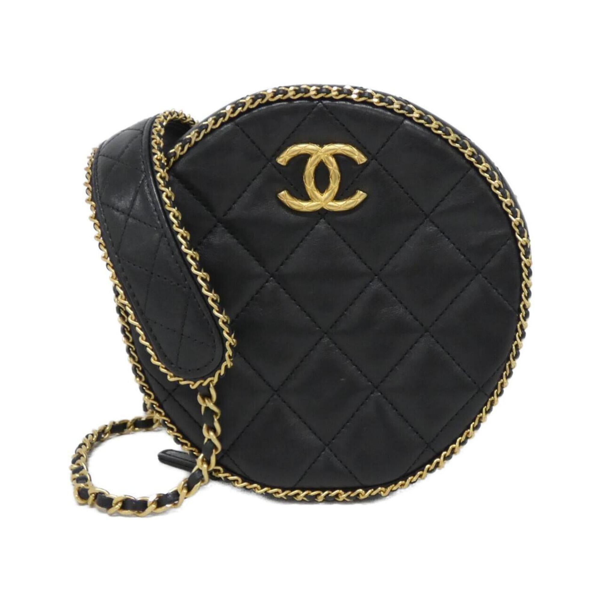 Chanel Black Leather Shoulder Bag (Pre-Owned)