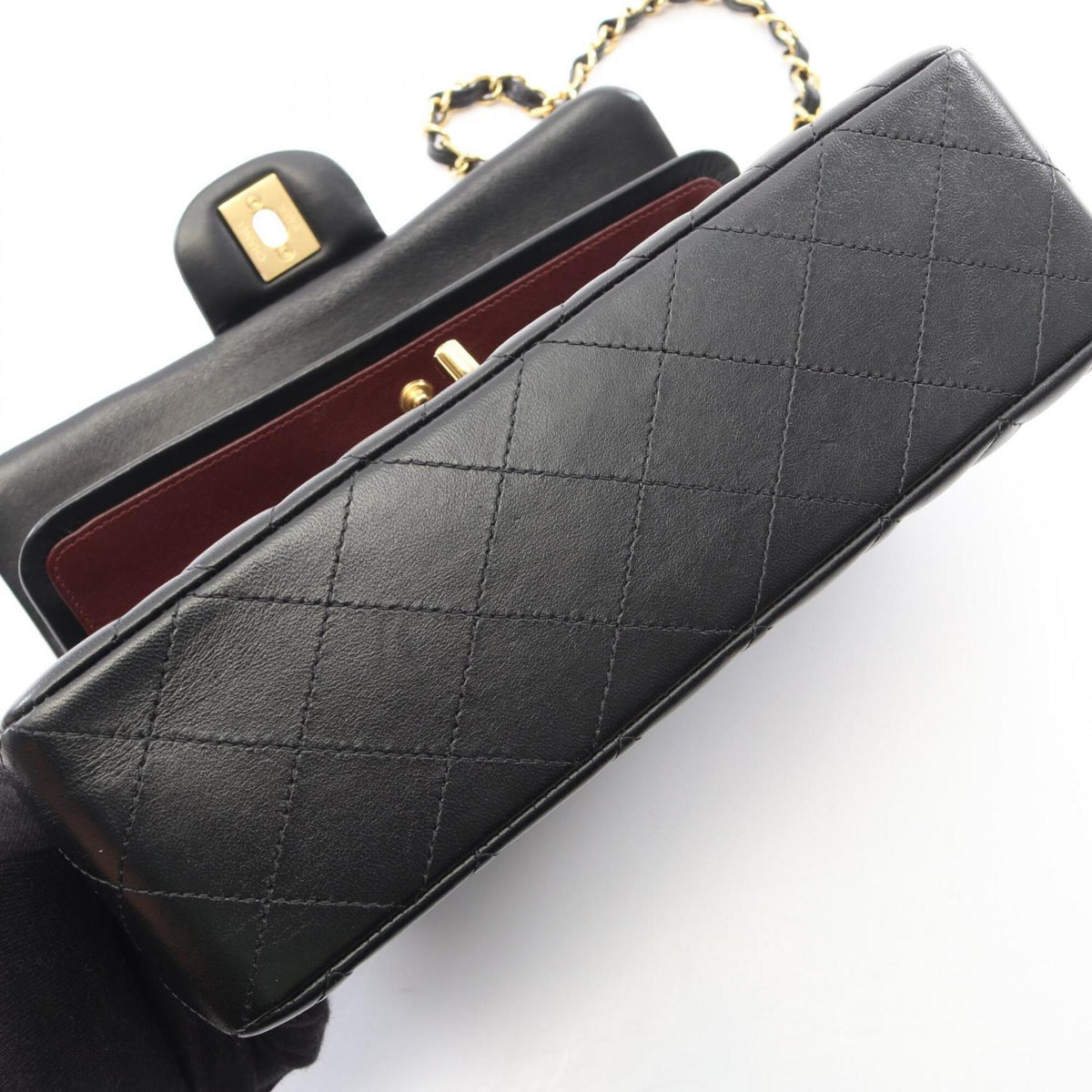 Chanel Black Leather Handbag Shoulder Bag (Pre-Owned)