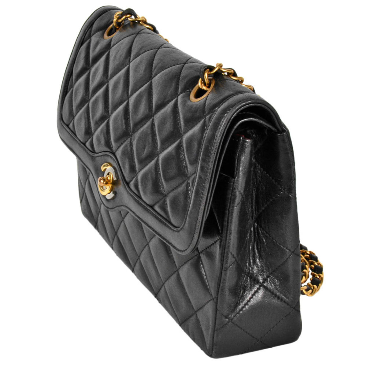 Chanel Black Leather Shoulder Bag (Pre-Owned)