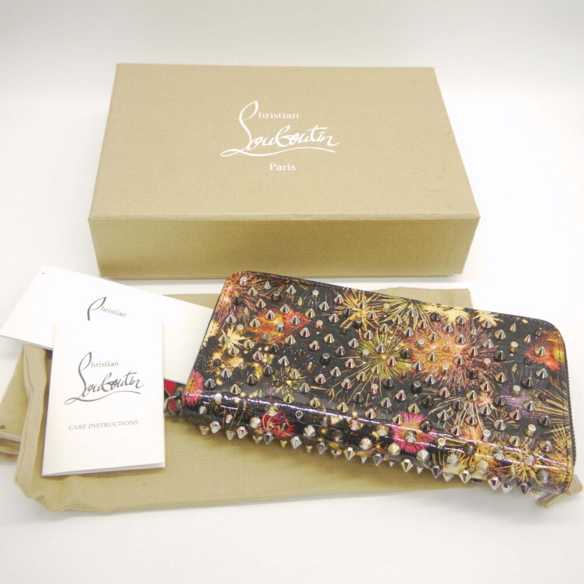 Christian Louboutin Black Patent Leather Long Wallet (Bi-Fold) (Pre-Owned)