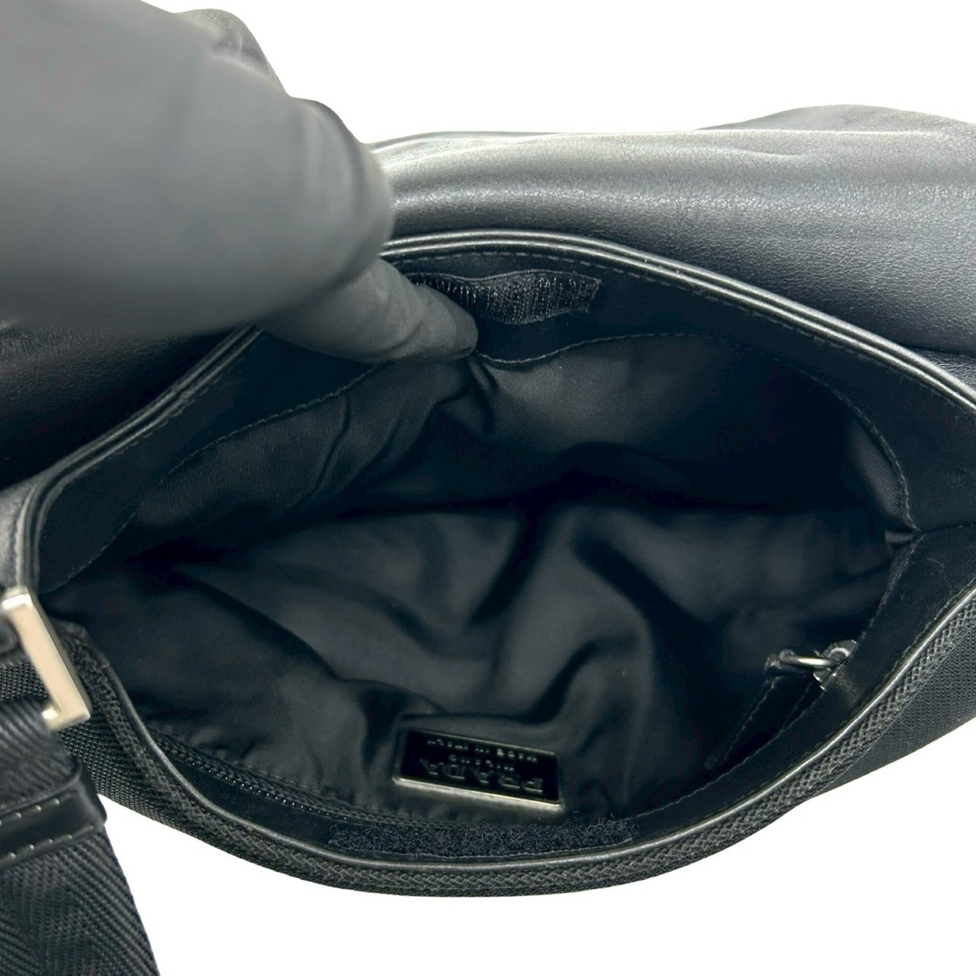 Prada Black Leather Nylon Pochette Shoulder Bag Sling Bag (Pre-Owned)
