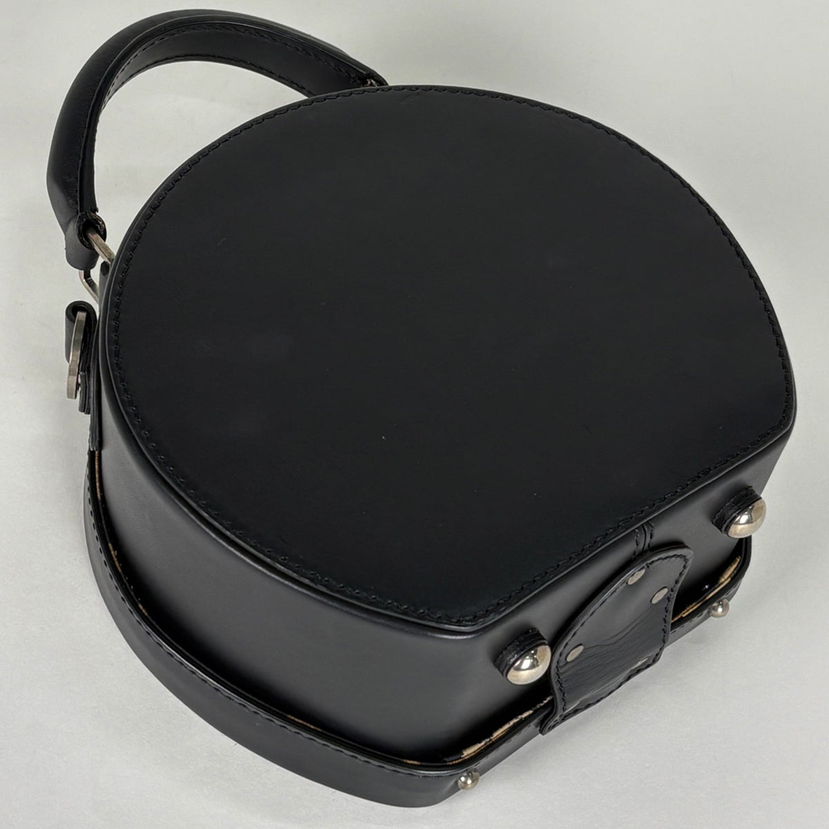 Saint Laurent Black Leather Handbag (Pre-Owned)