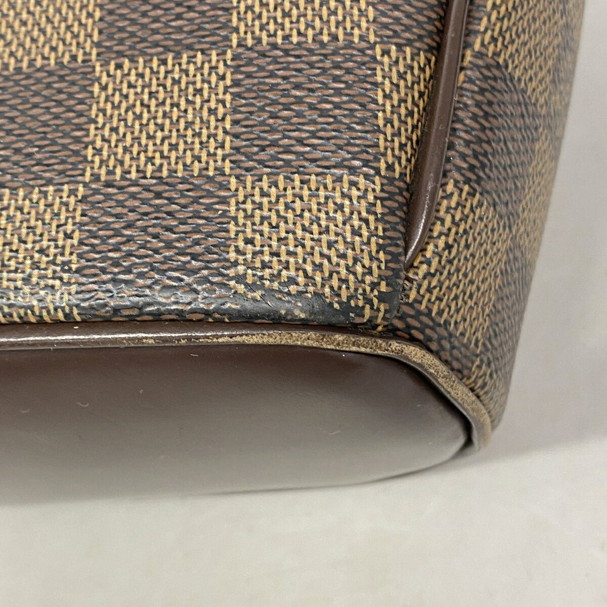 Louis Vuitton Ebene Shoulder Bag (Pre-Owned)