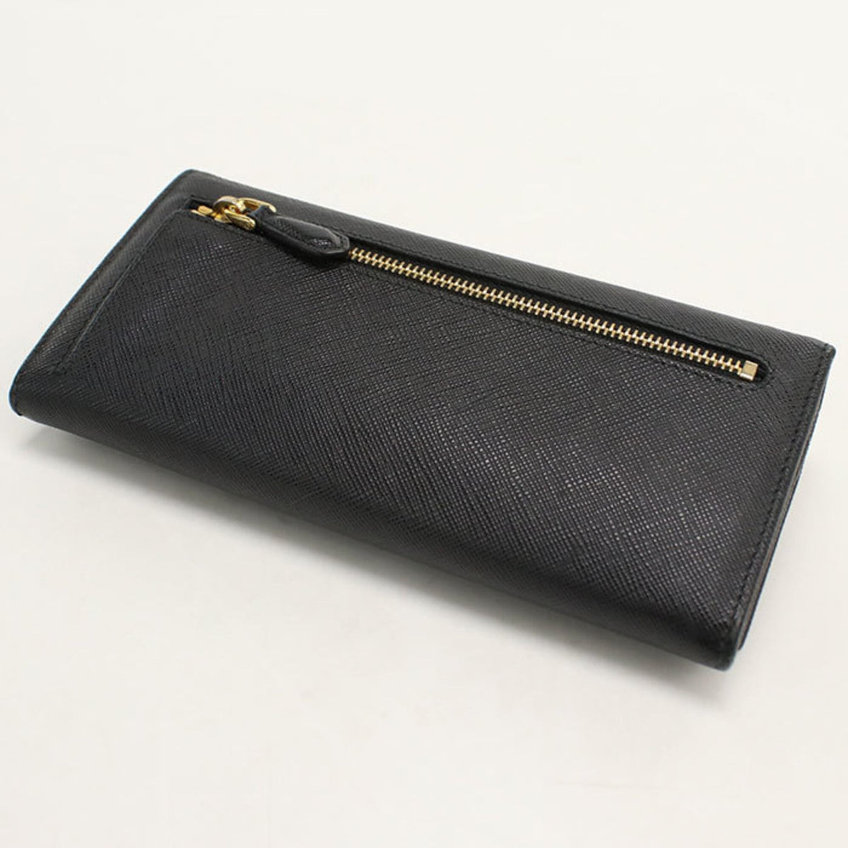 Prada Black Leather Long Wallet (Bi-Fold) (Pre-Owned)