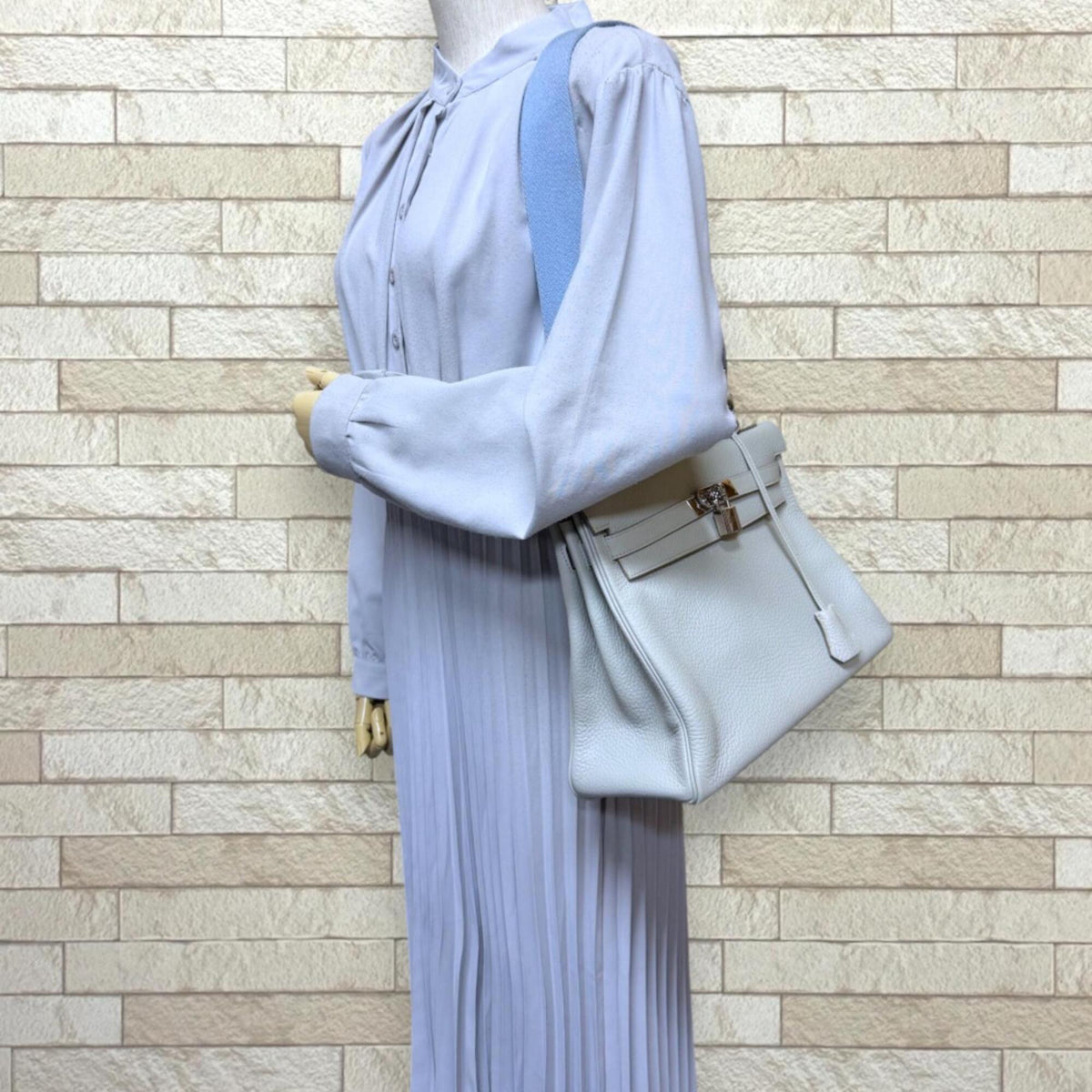 Hermes Gray Taurillon Clemence Leather Shoulder Bag (Pre-Owned)