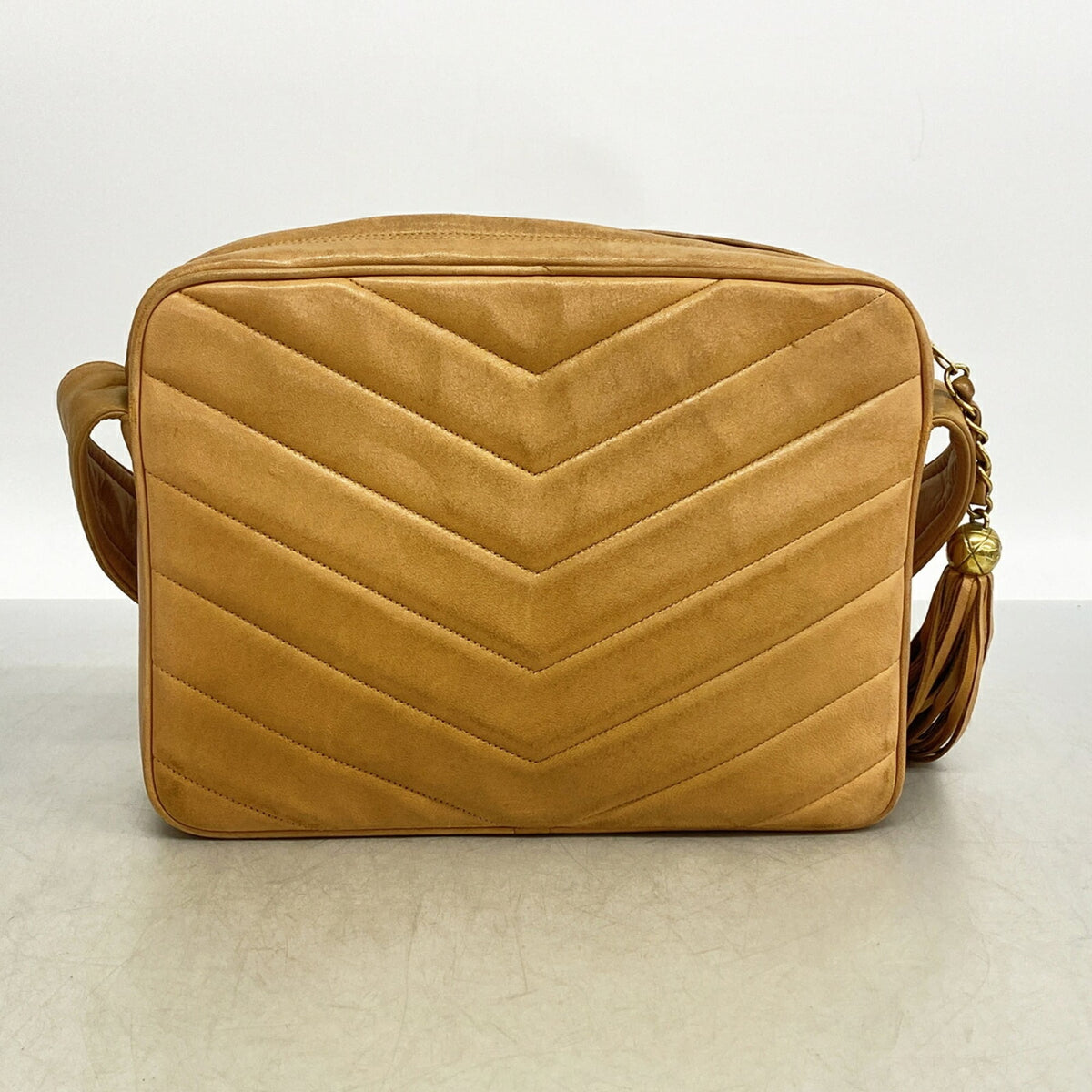 Chanel Brown Leather Shoulder Bag (Pre-Owned)