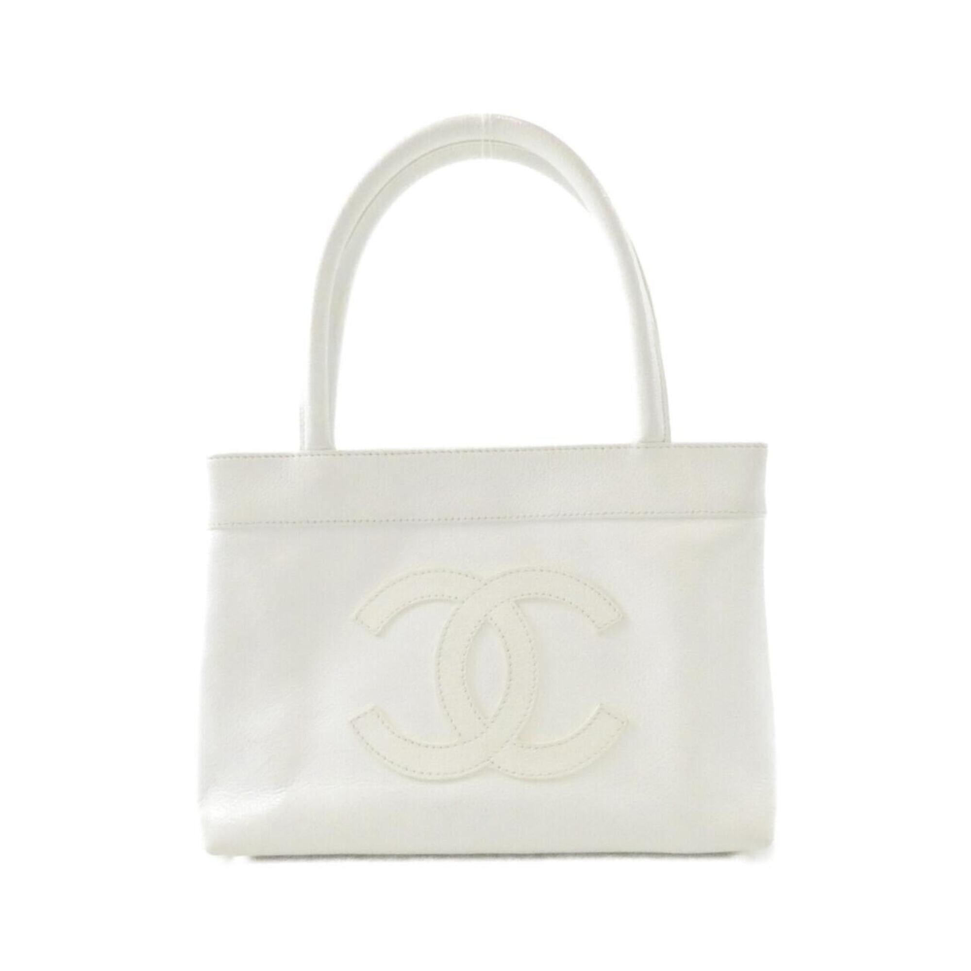 Chanel White Leather Handbag (Pre-Owned)