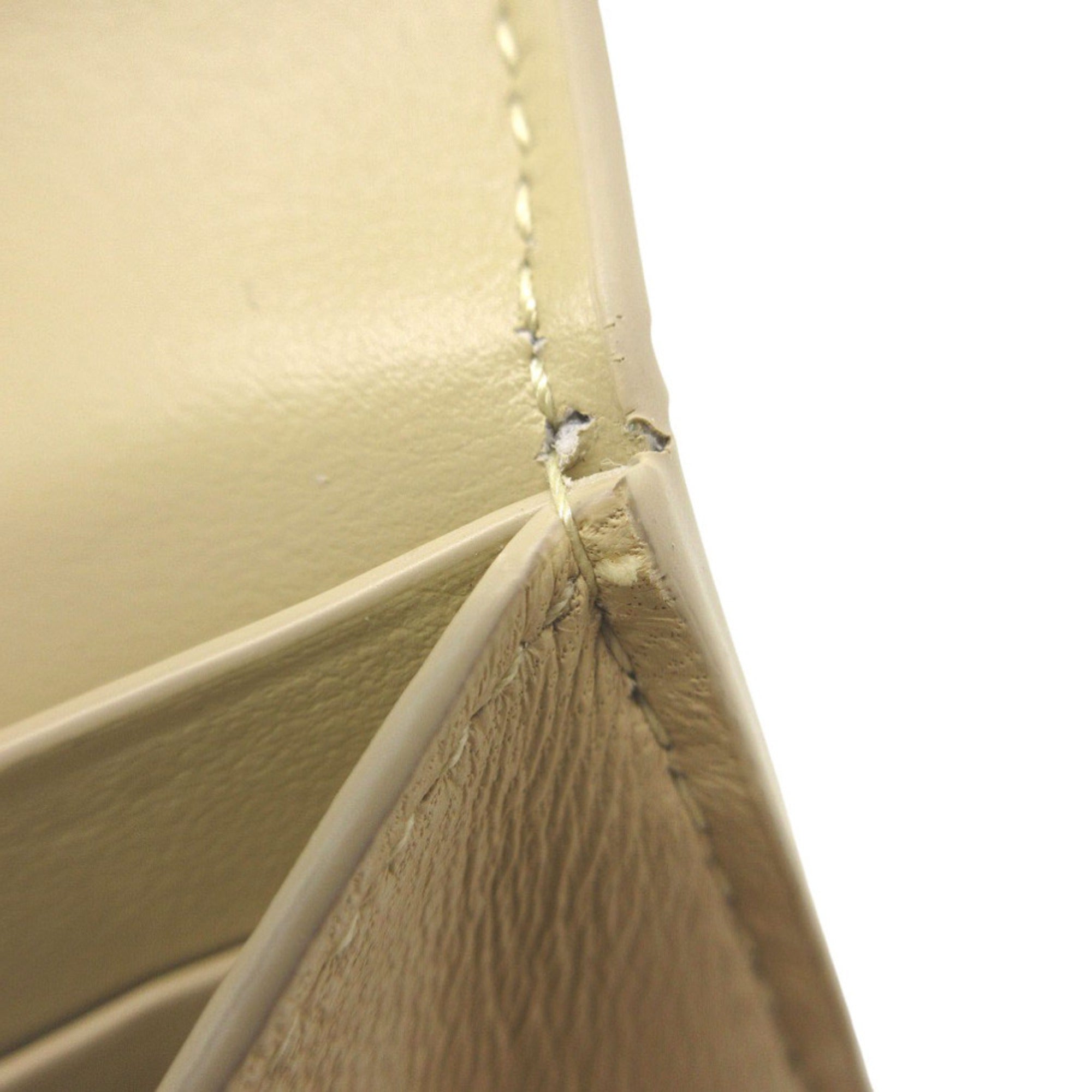 Bottega Veneta Beige Leather Long Wallet (Bi-Fold) (Pre-Owned)