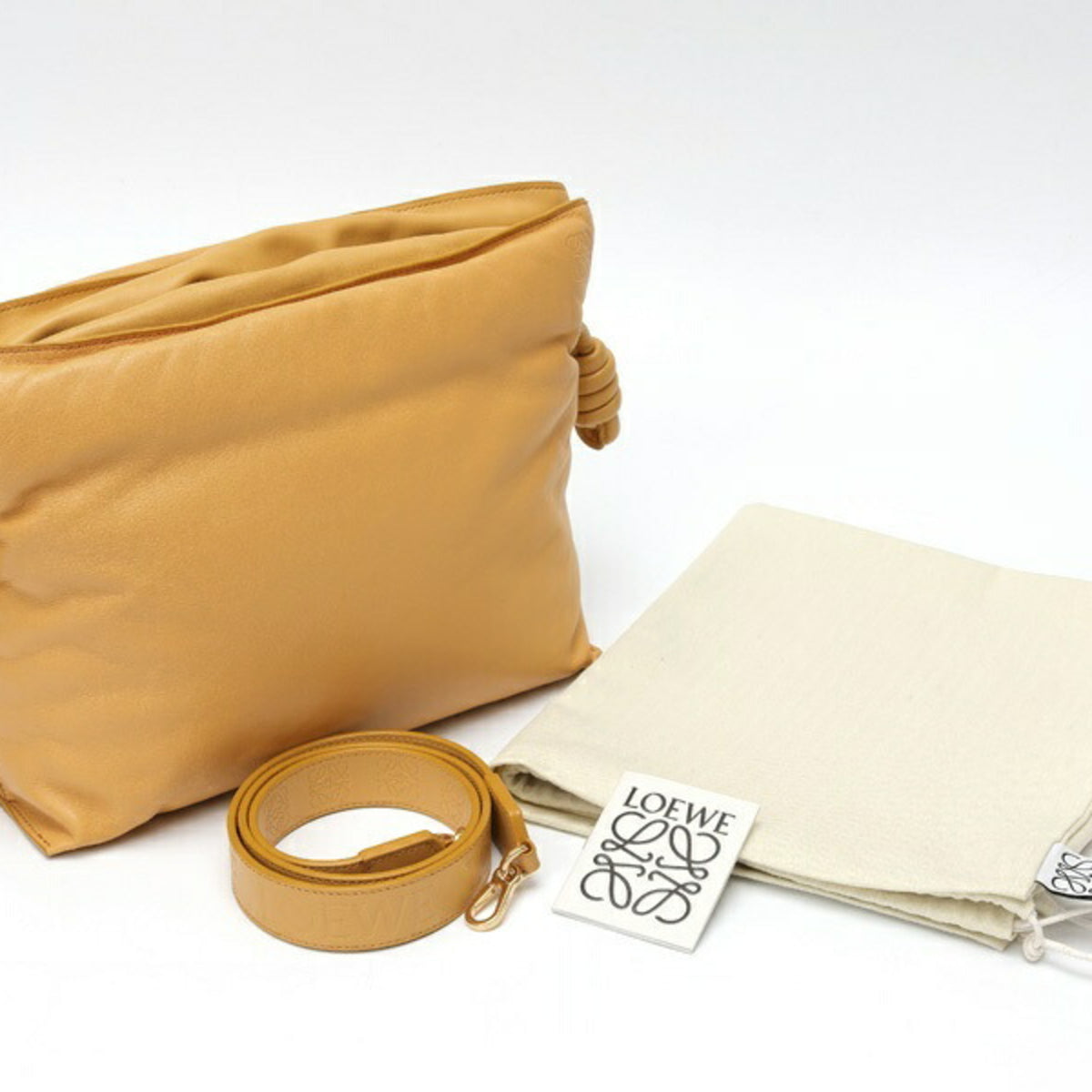 Loewe Camel Leather Shoulder Bag (Pre-Owned)
