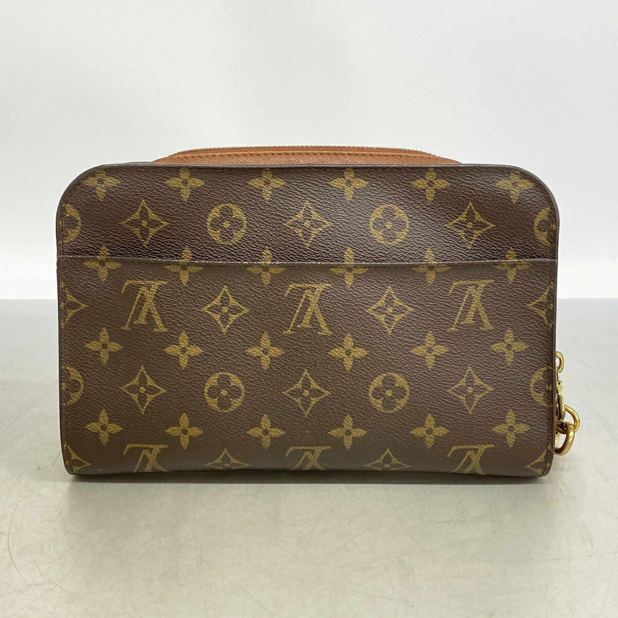Louis Vuitton Brown Clutch Bag (Pre-Owned)