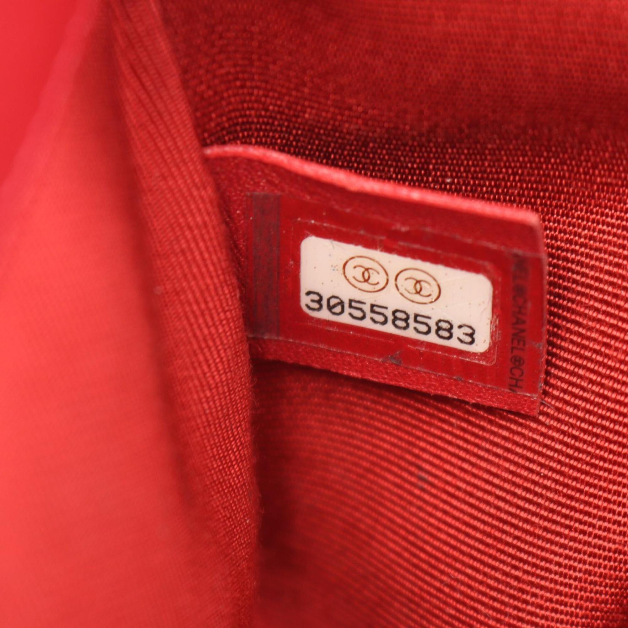 Chanel Red Color Leather Handbag Shoulder Bag (Pre-Owned)
