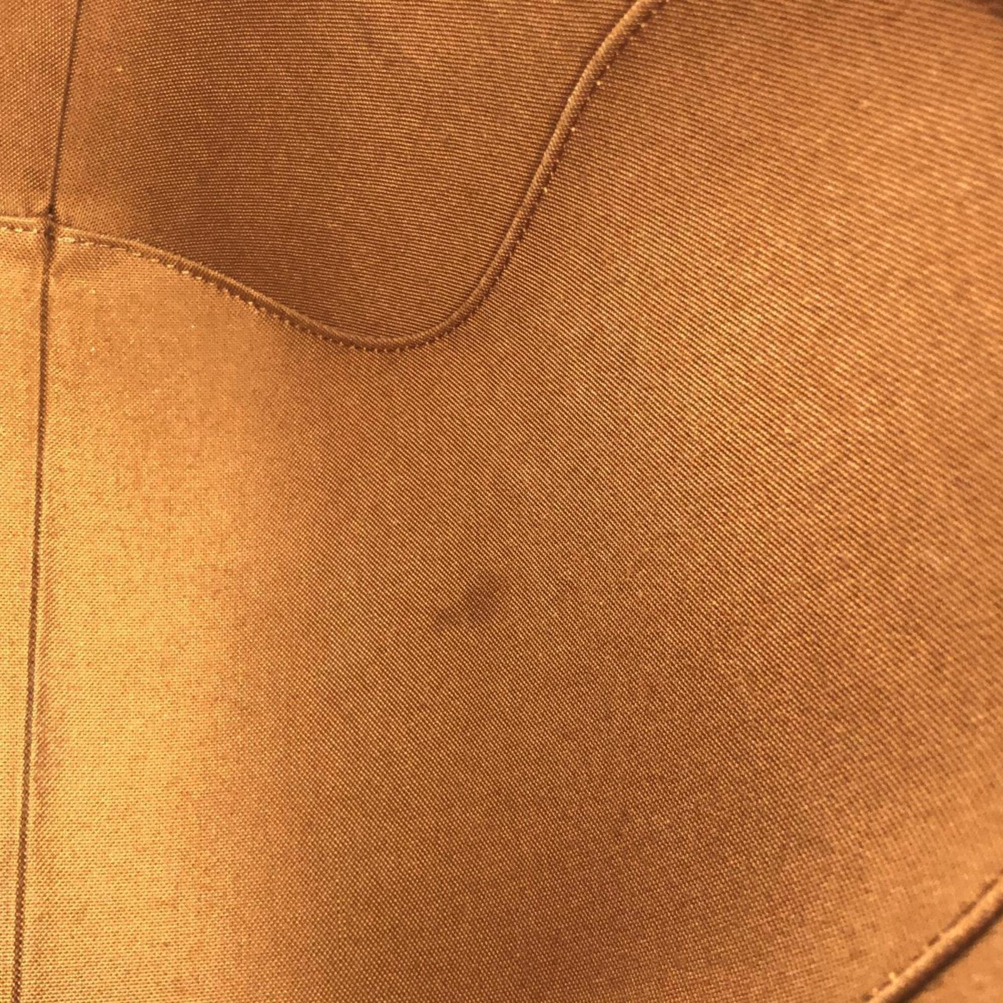 Louis Vuitton Marron Coated Canvas Handbag (Pre-Owned)