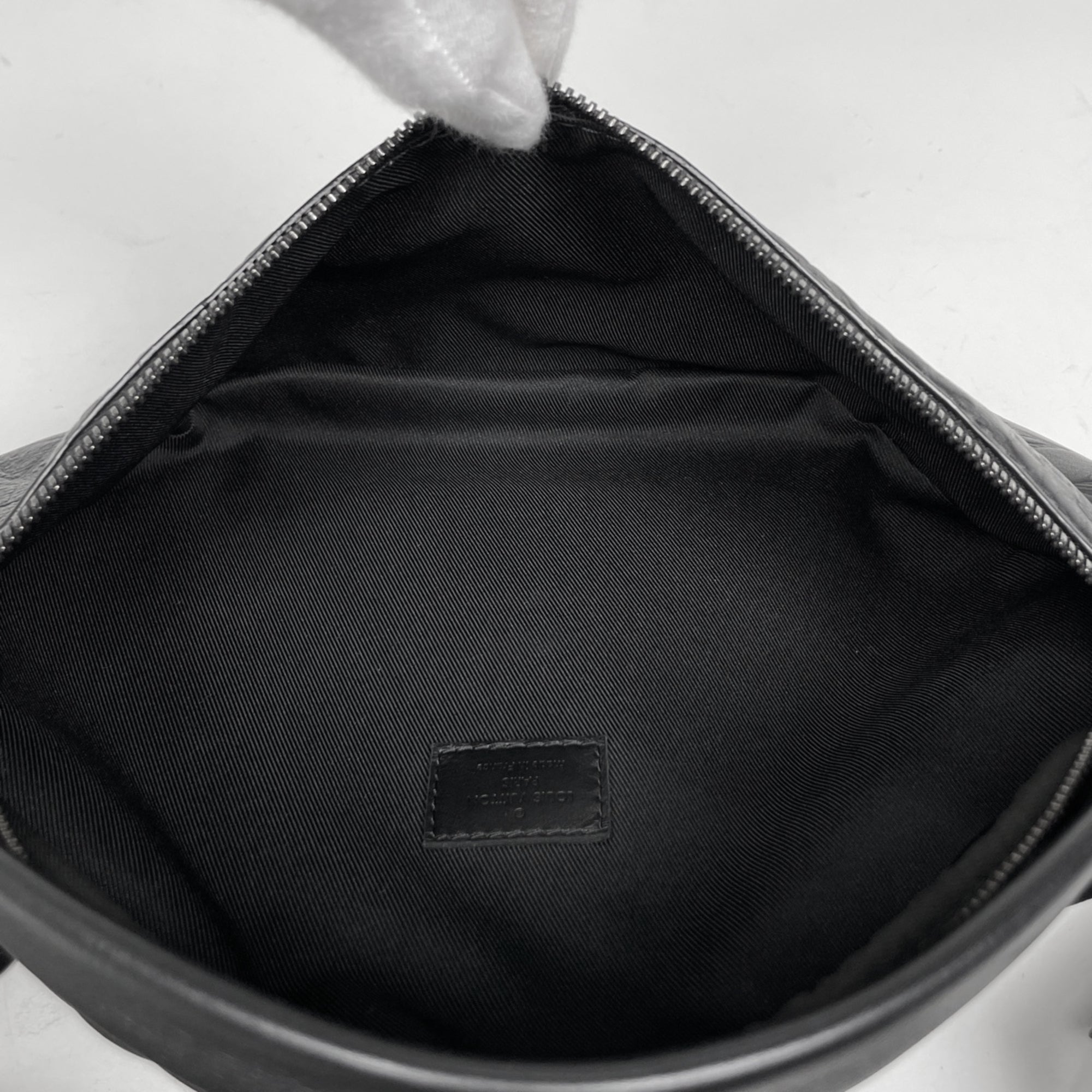 Louis Vuitton Black Noir Monogram Fanny Pack Sling Bag (Pre-Owned)