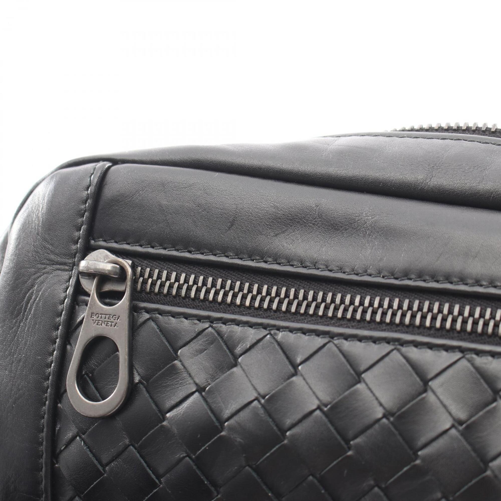 Bottega Veneta Black Leather Fanny Pack Handbag (Pre-Owned)