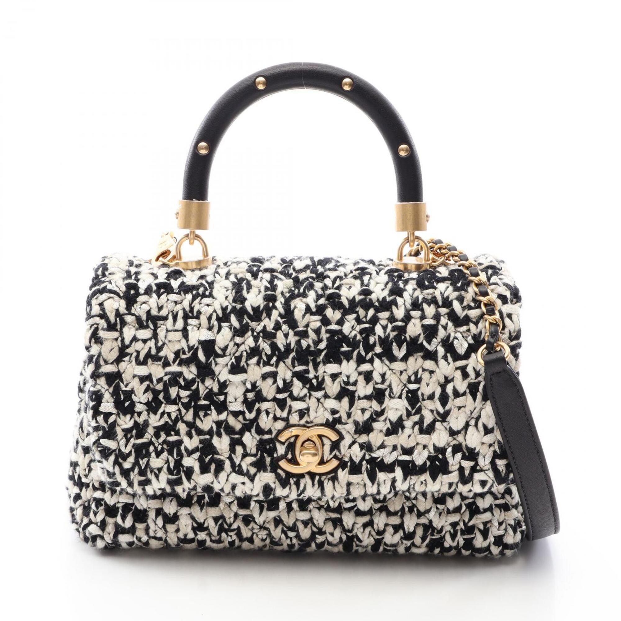 Chanel Black White Fabric Leather Handbag (Pre-Owned)