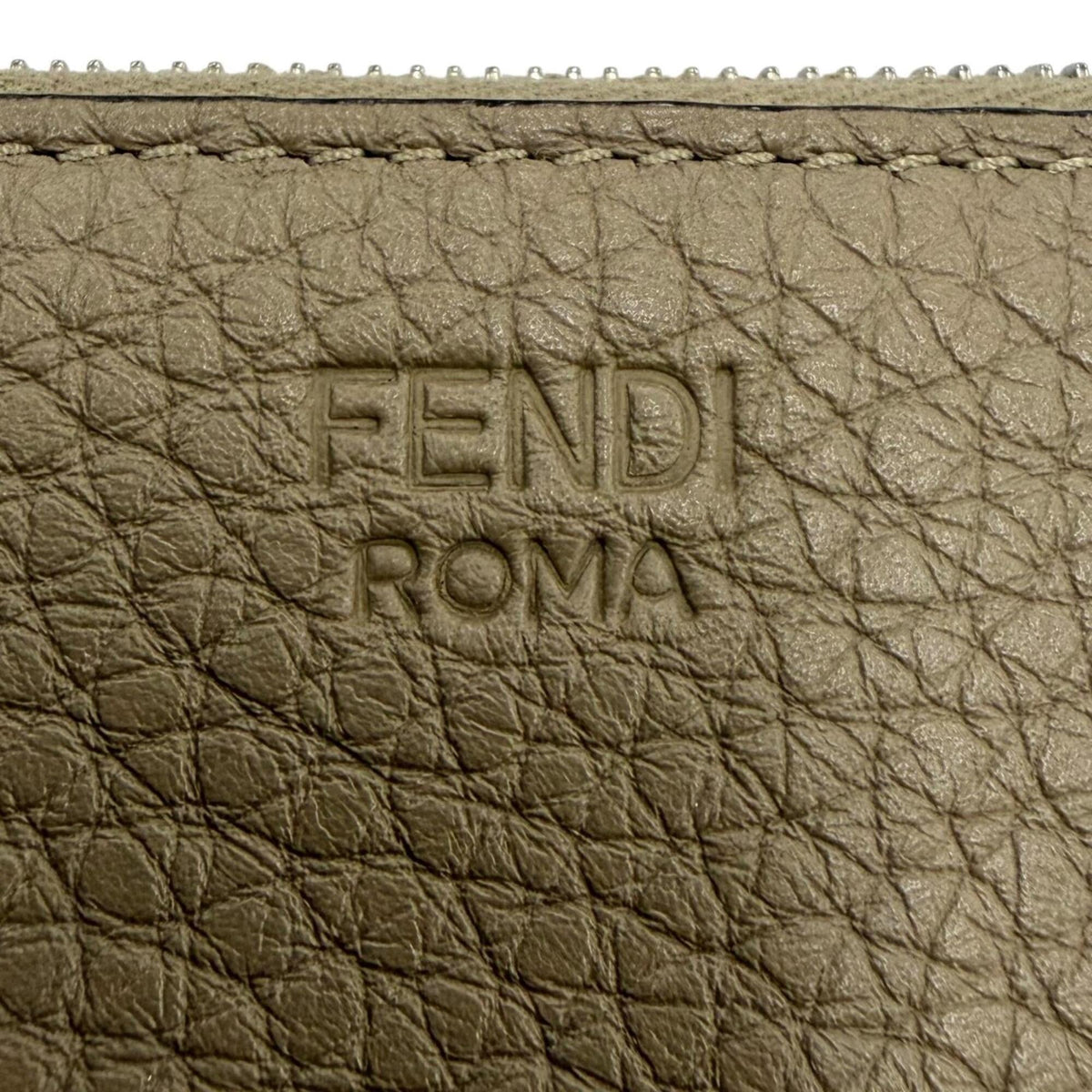 Fendi Gray Leather Coin Purse/Coin Case (Pre-Owned)