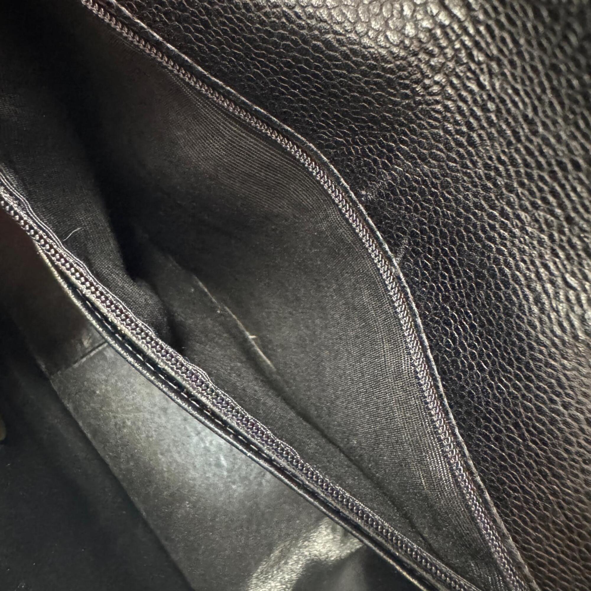 Chanel Black Grained Calfskin Shoulder Bag (Pre-Owned)
