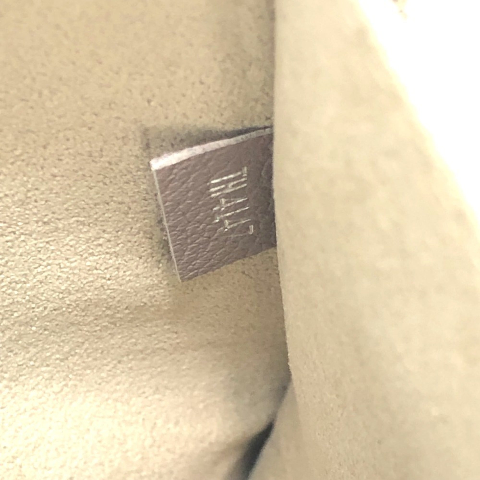 Louis Vuitton Beige Taupe Leather Clutch Bag Pochette (Pre-Owned)