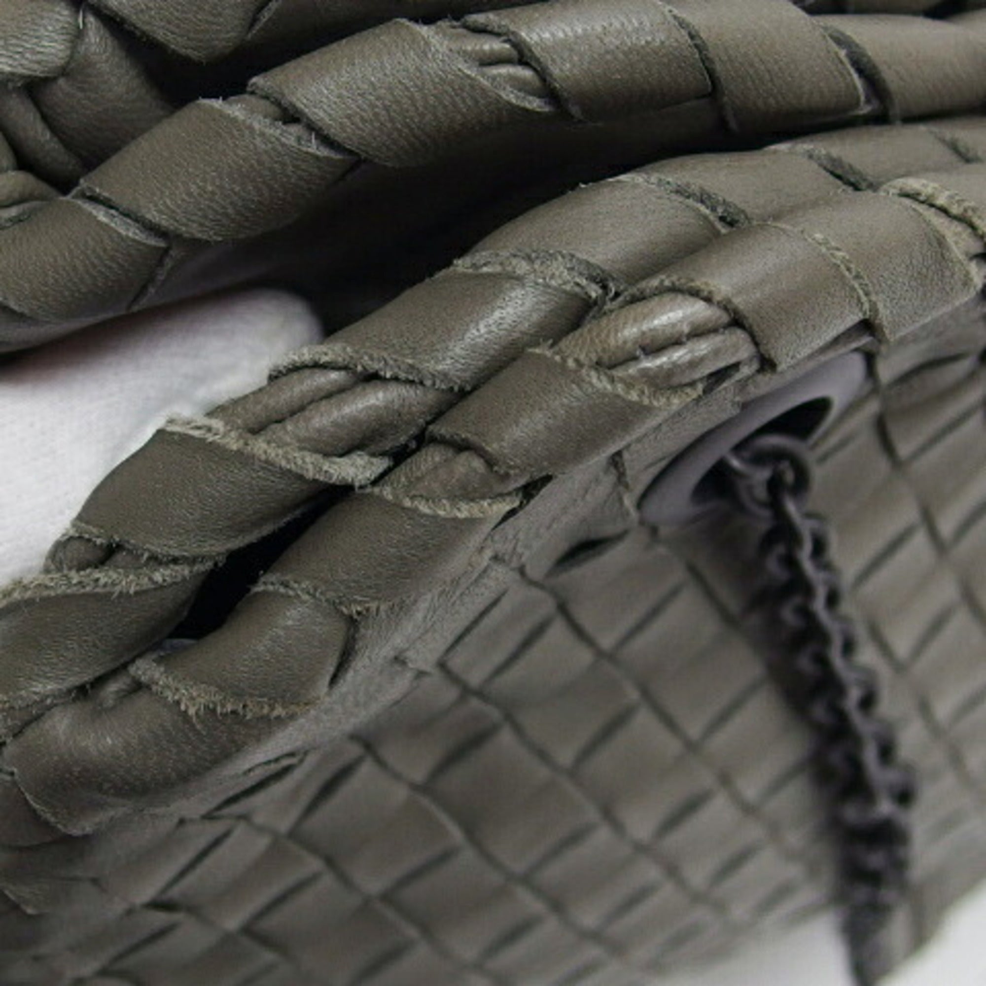 Bottega Veneta Intrecciato Gray Leather Handbag Shoulder Bag (Pre-Owned)